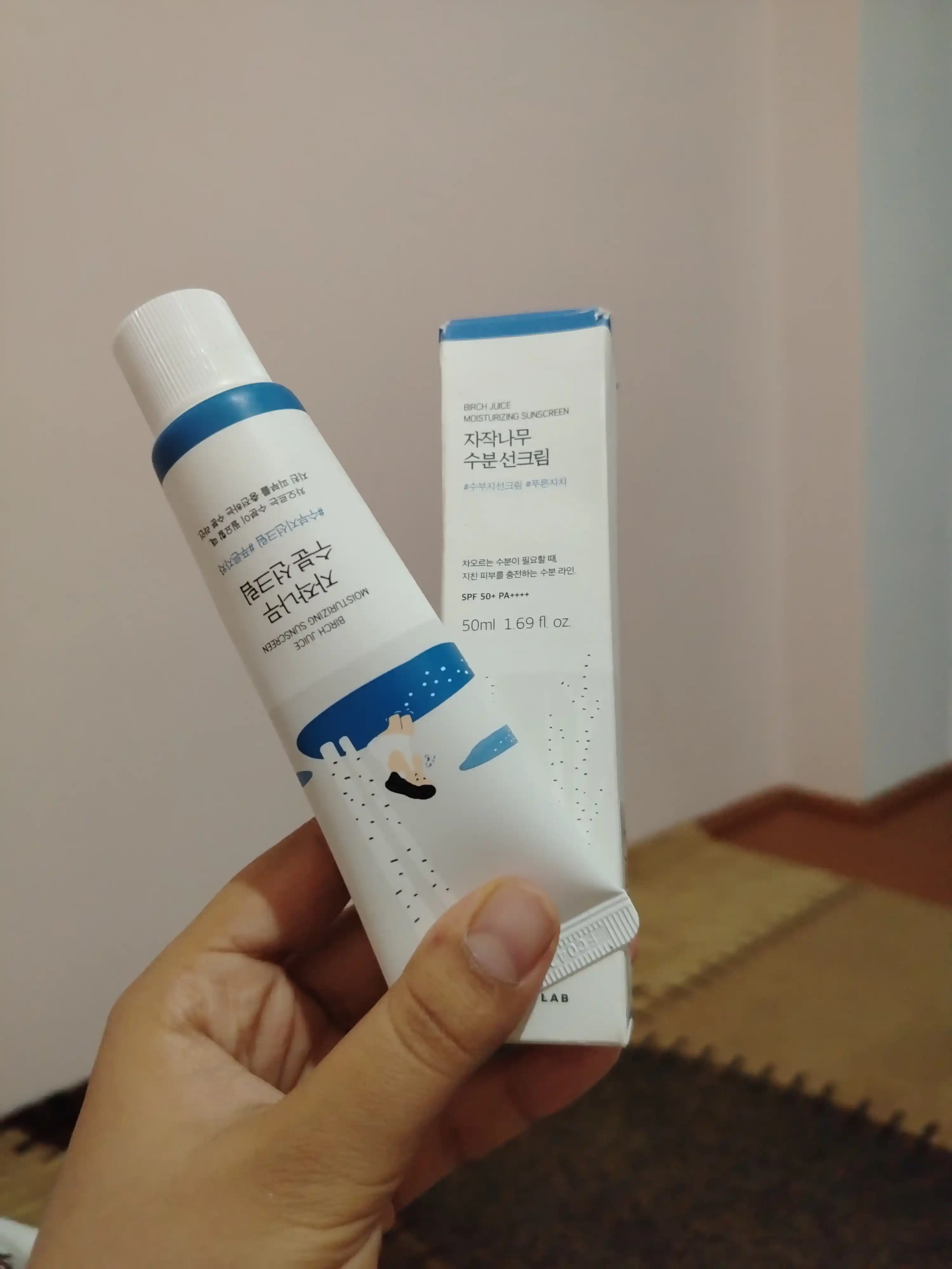 Солнцезащитный крем Round Lab Birch Juice Moisturizing Sunscreen SPF50+ PA++++, 50 мл