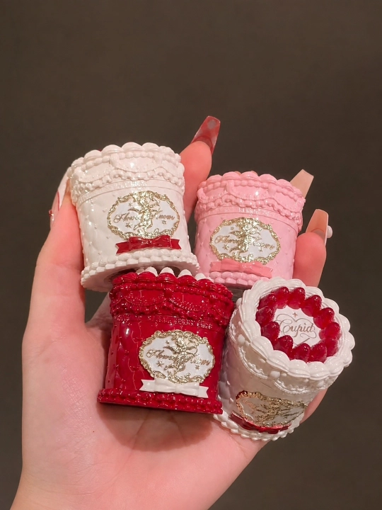 Flower Knows Strawberry Cupid lab kremi, baxmal-mat, V01–V09