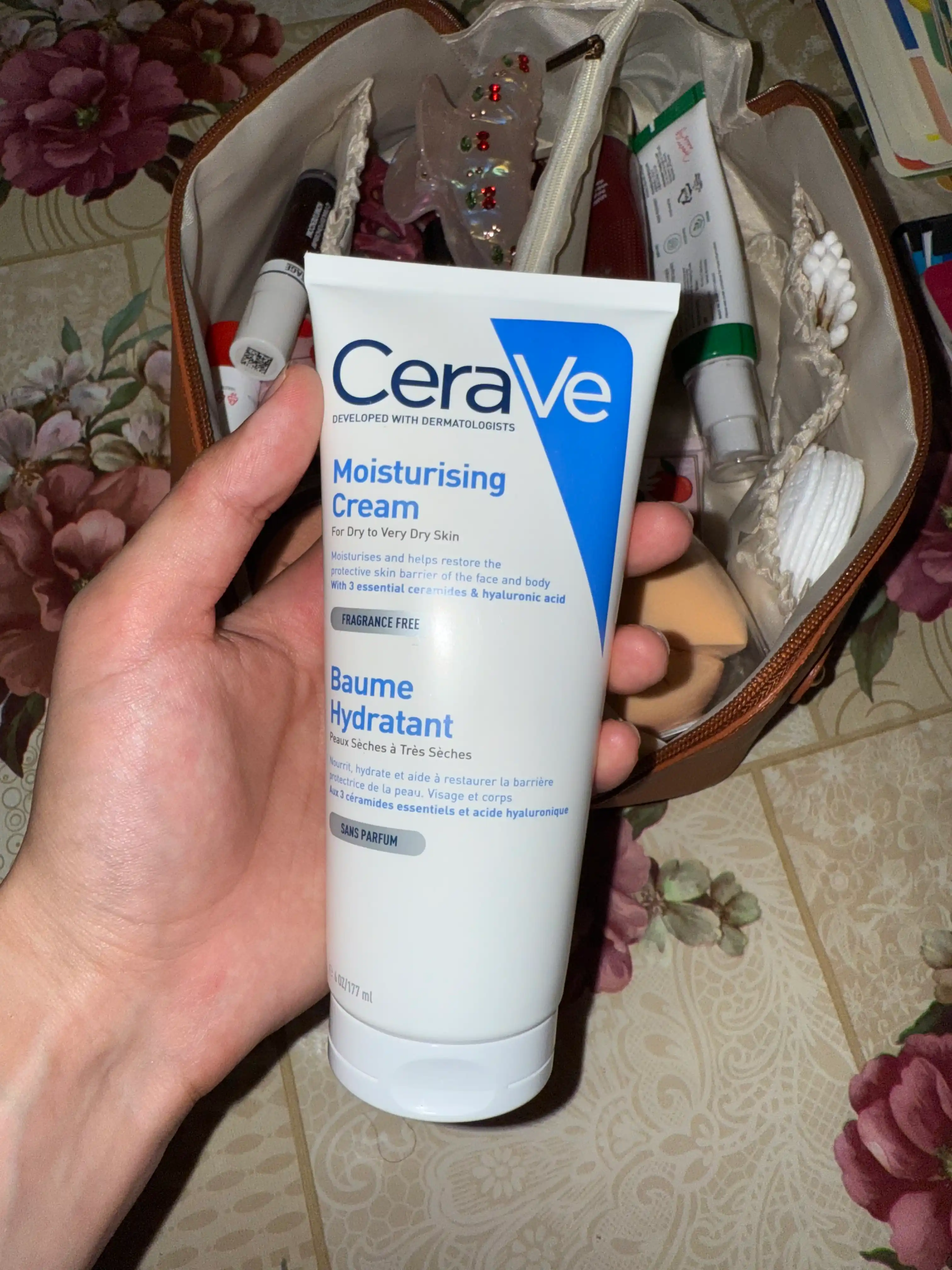 CeraVe Quruq va juda quruq yuz va badan terisi uchun namlantiruvchi krem, (177 ml)