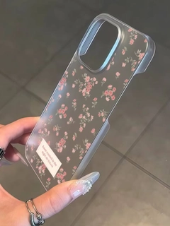 Прозрачный