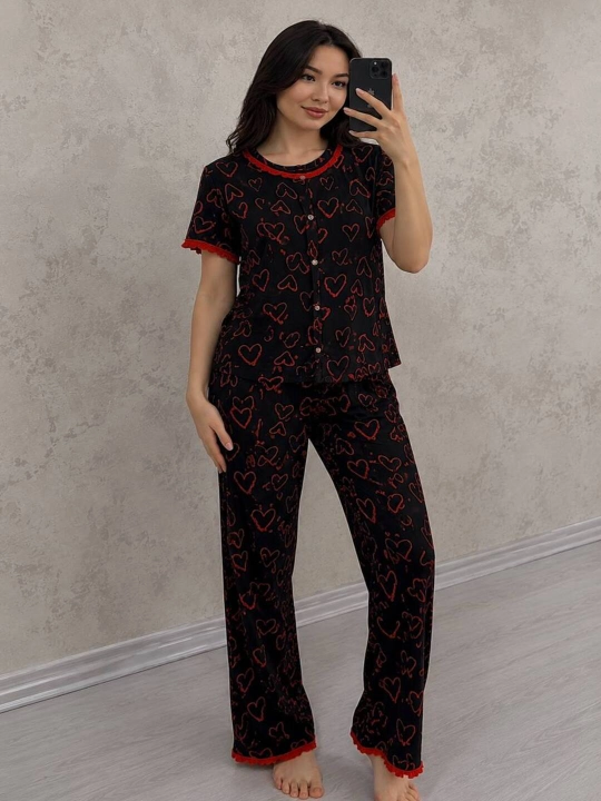 Ayollar uchun pijama to’plami, yumshoq, nafas oluvchi, qisqa yeng va sharvarli