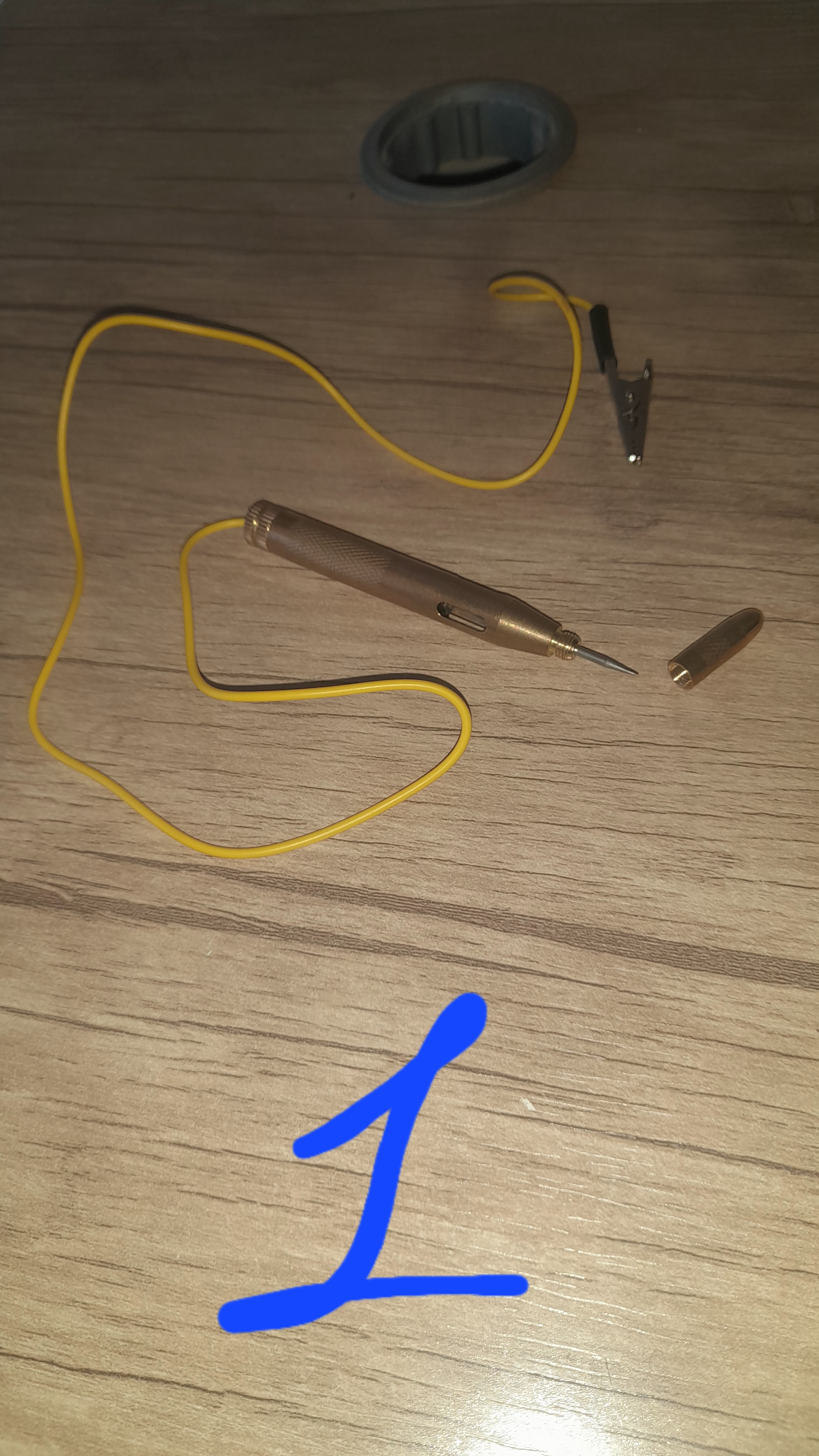 Avtotester 6-24V raqamli displeyli avtomobil nazoratchisi avtotester