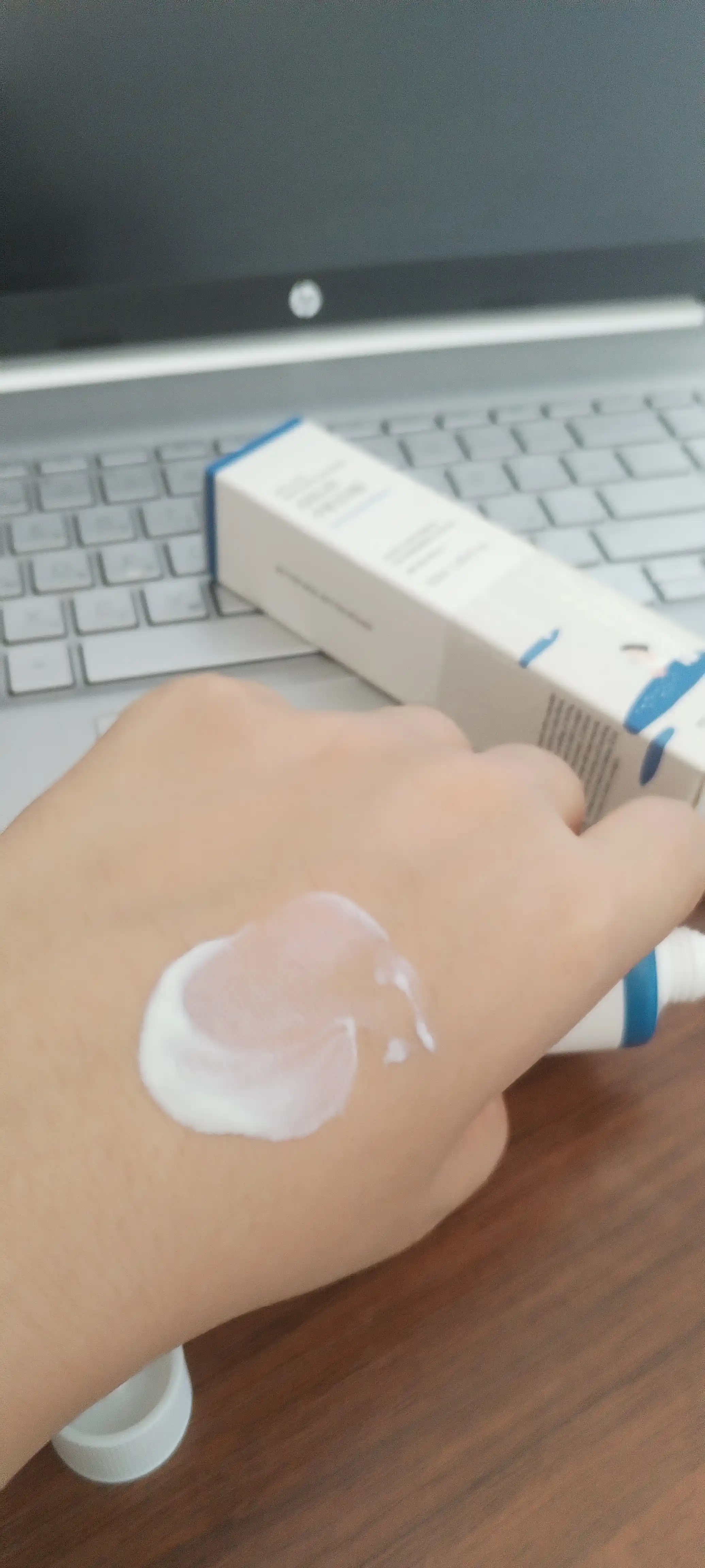 Солнцезащитный крем и увлажняющий крем Round Lab Moisturizing Sunscreen SPF50+ PA++, 50 мл
