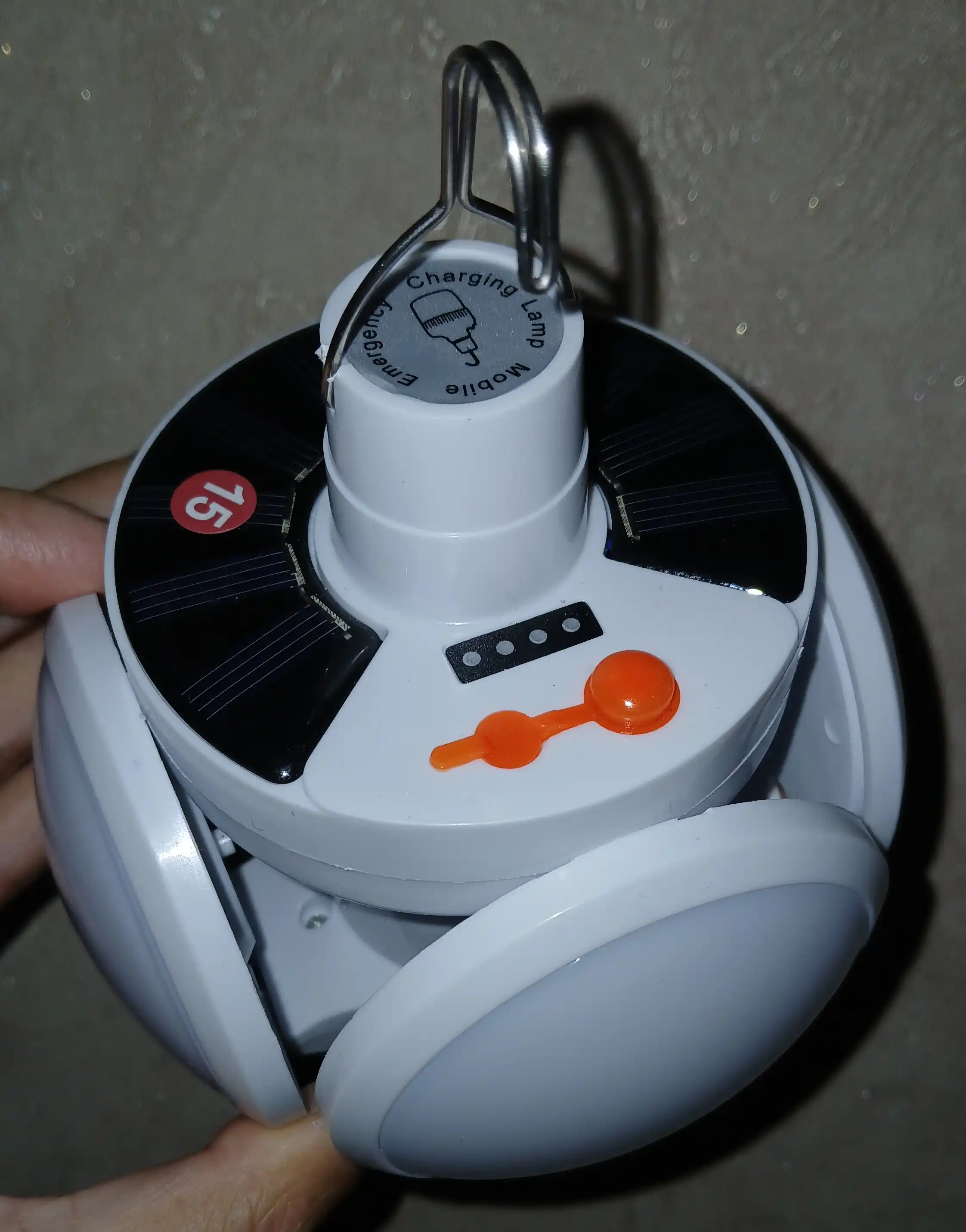 Quyoshli LED lampa, buklanadigan, 5 rejim, USB zaryad, ilgak bilan, kamping va uy uchun