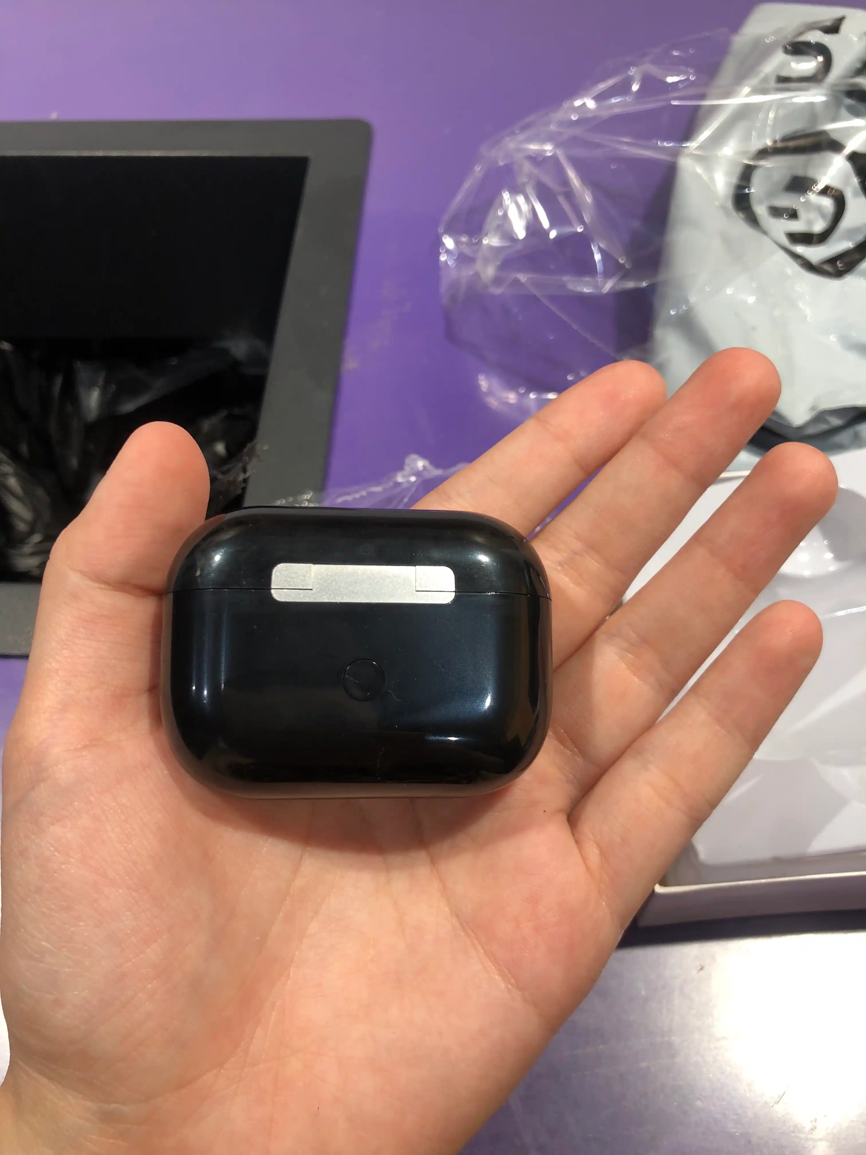 Simsiz quloqchinlar A.Pods Pro 2, A.Pods 3, sensorli boshqaruv, zaryadlash kabeli bilan