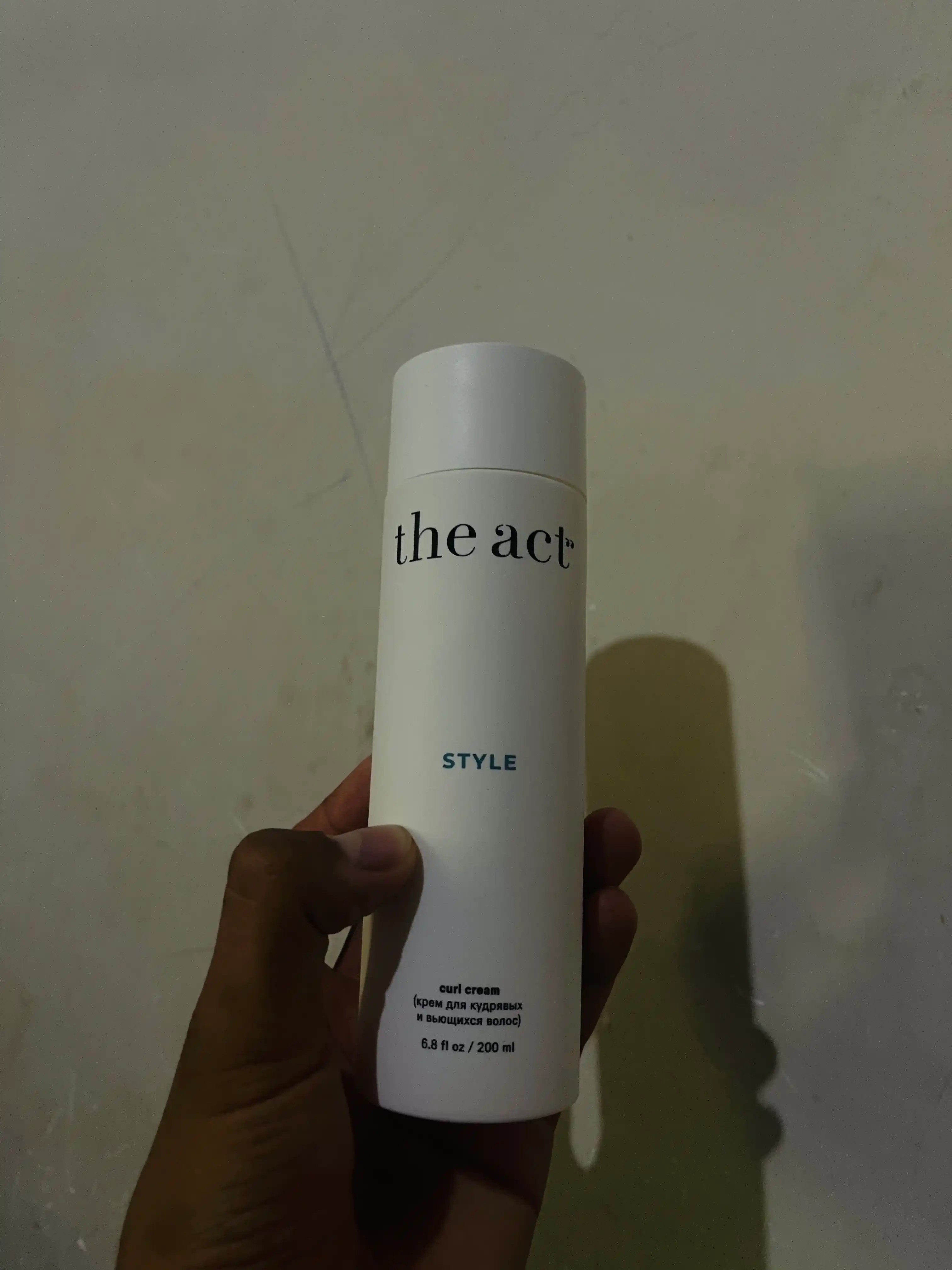 Jingalak va jingalak sochlar uchun "Style" kremi, 200 ml