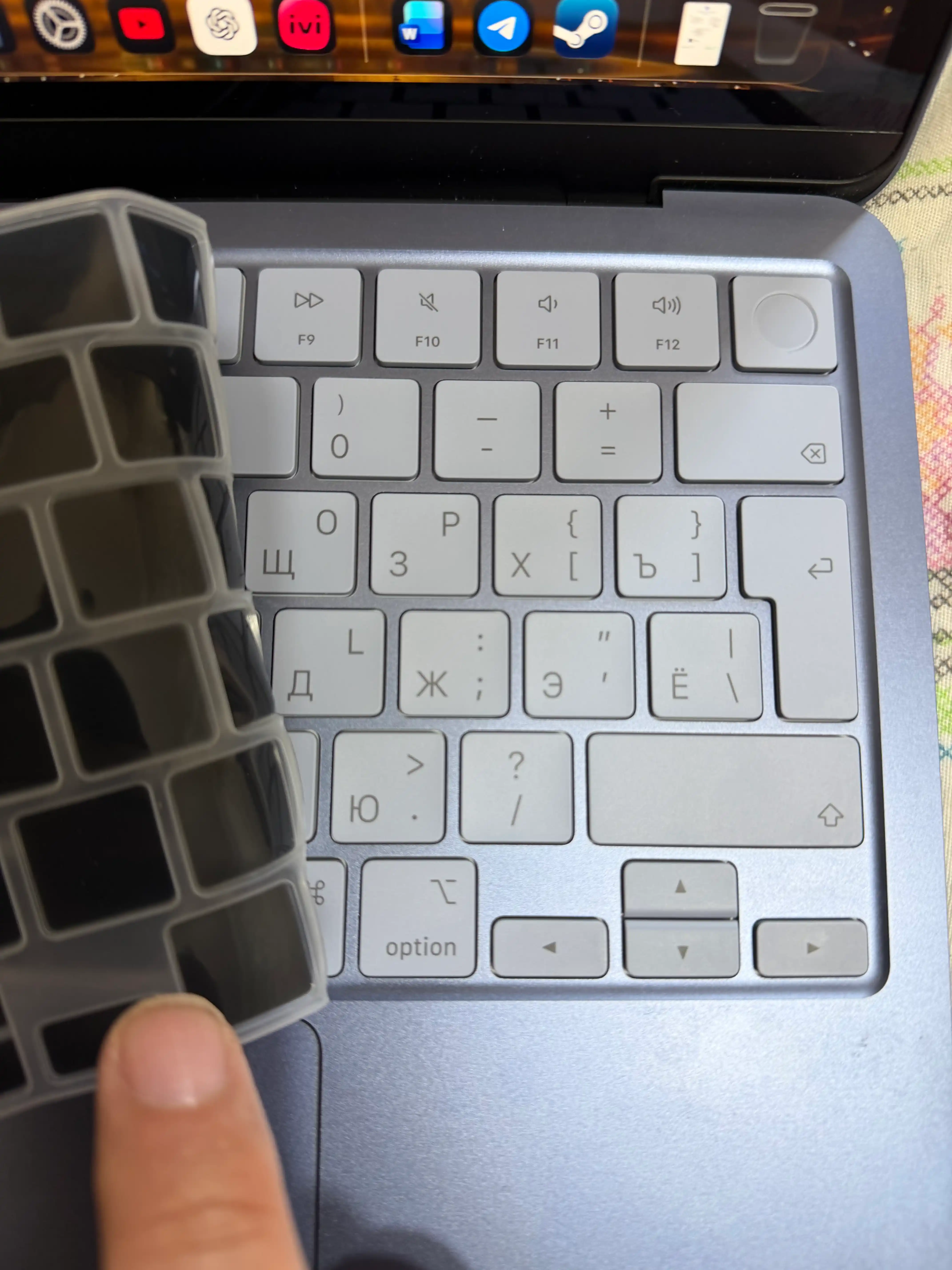 Чехол для клавиатуры MacBook Pro 14/16/ Air 15.3/13.6,Neo,M5, M4, M3, M2, M1, Max, Rus/Eng