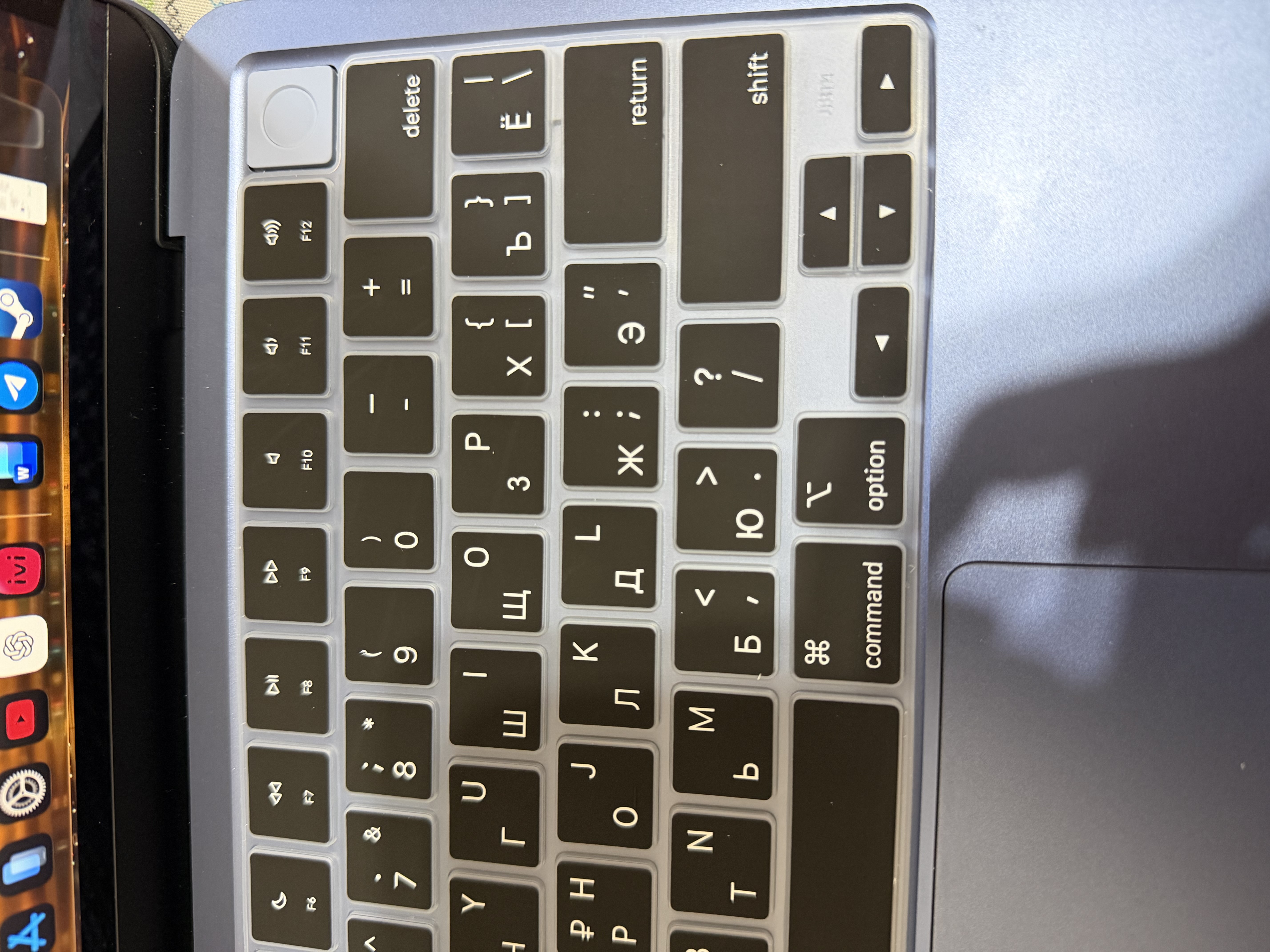 Чехол для клавиатуры MacBook Pro 14/16/ Air 15.3/13.6,Neo,M5, M4, M3, M2, M1, Max, Rus/Eng
