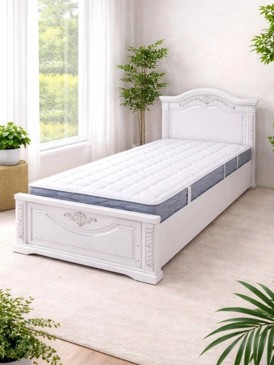 Yotoqxona uchun karavot, matras bilan: uzunligi 2,10 m, kengligi 90 sm, balandligi 50 sm - 