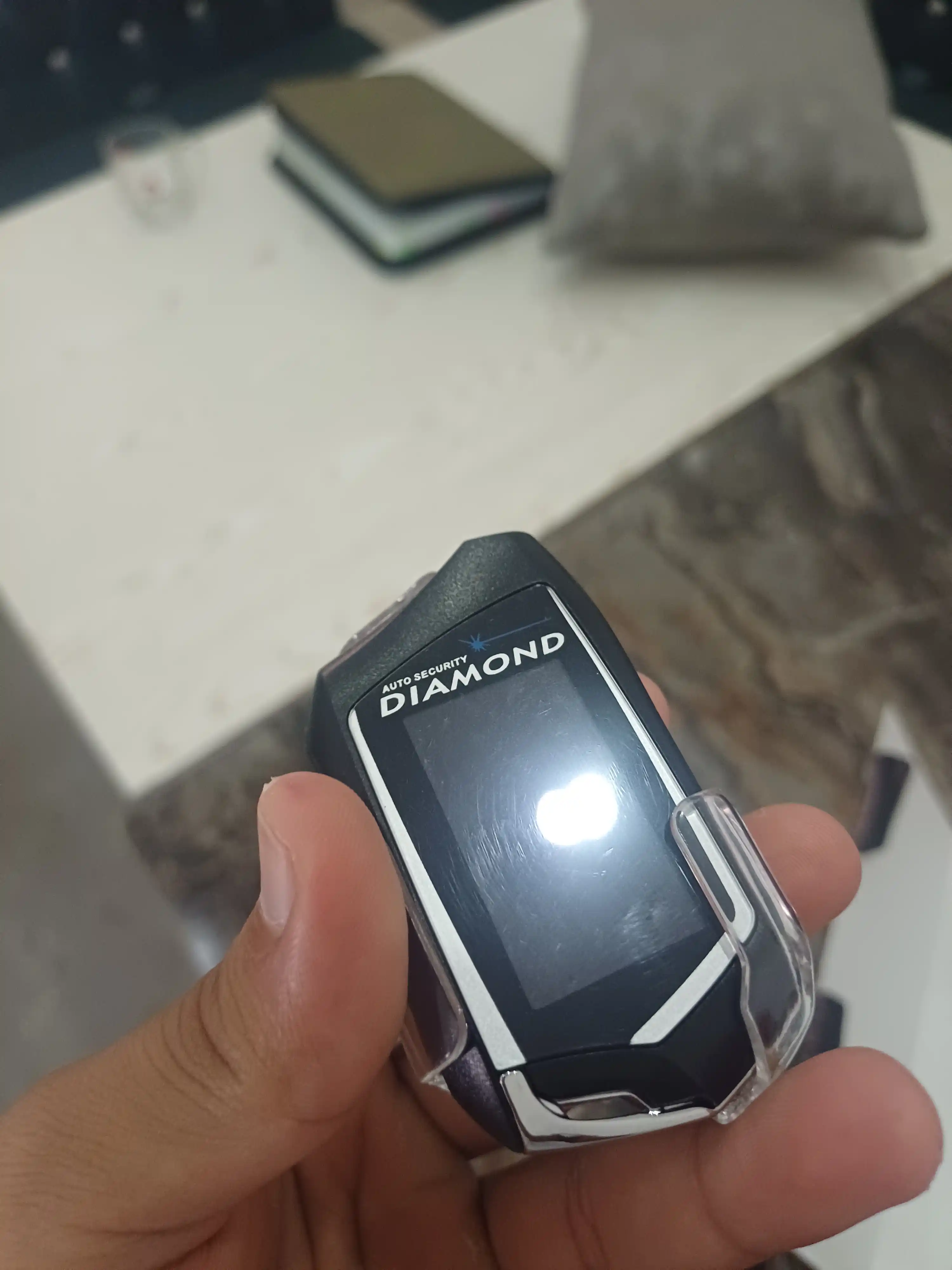 DIAMOND avtomobil signalizatsiyasi, masofadan boshqarish pulti