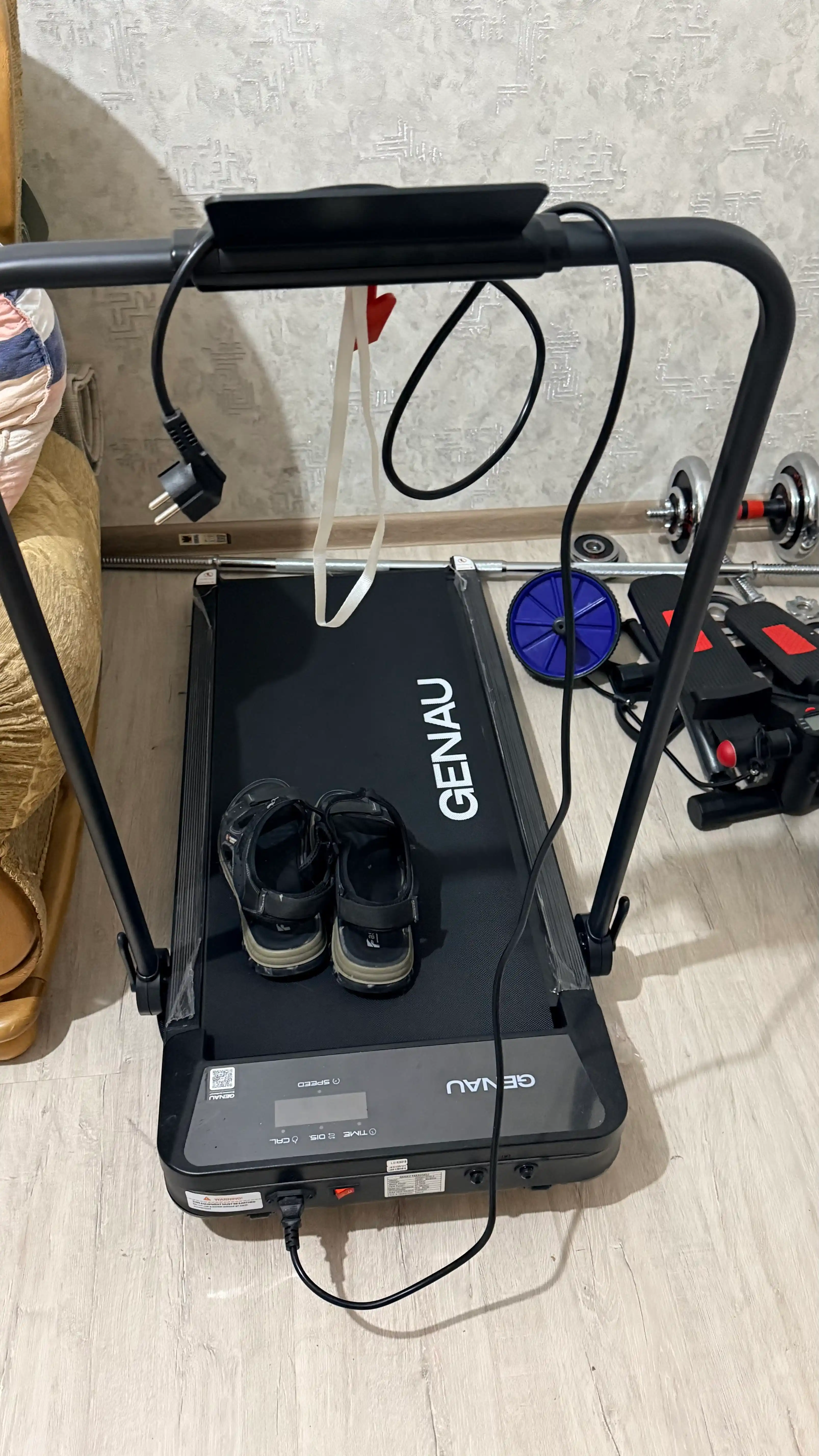 Беговая дорожка Genau New Stride X, бесшумная, до 110 кг, RT2-19B