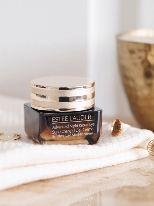 Крем для кожи вокруг глаз Estée Lauder, против темных кругов и морщин, 15 мл