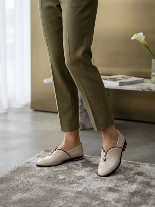 Ayollar uchun tuflilar, laklangan, charm, zamsh, zamokli, 35-40