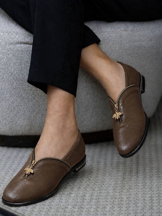 Ayollar uchun tuflilar, laklangan, charm, zamsh, zamokli, 35-40