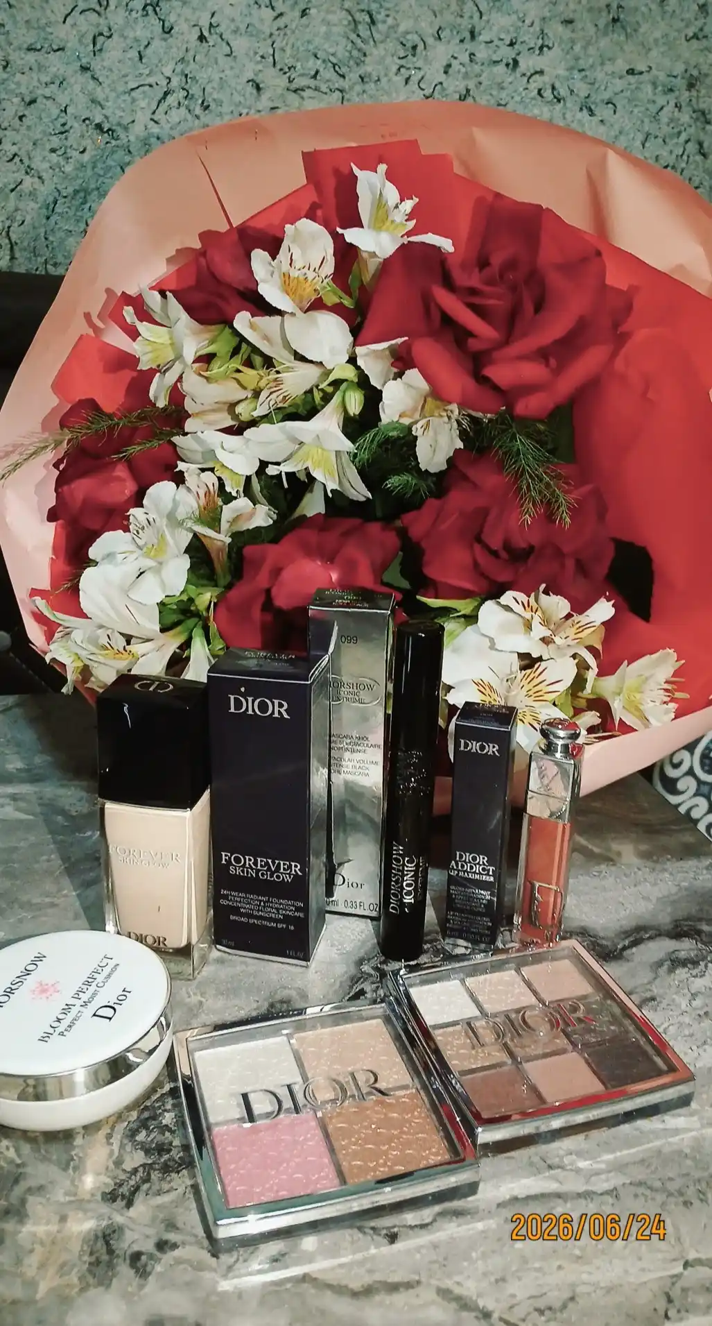 Набор косметики Dior, подарочный набор для женщин, тональный крем, палетка теней, тушь