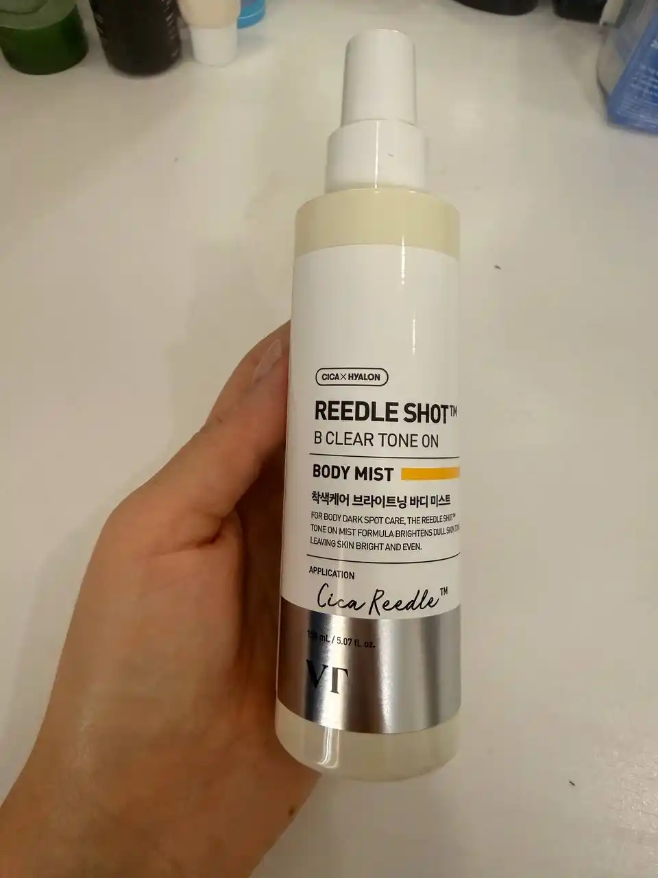 VT Reedle Shot B Clear Tone On Body Mist:отбеливание,морщины,Витамин C,мист для тела,150мл