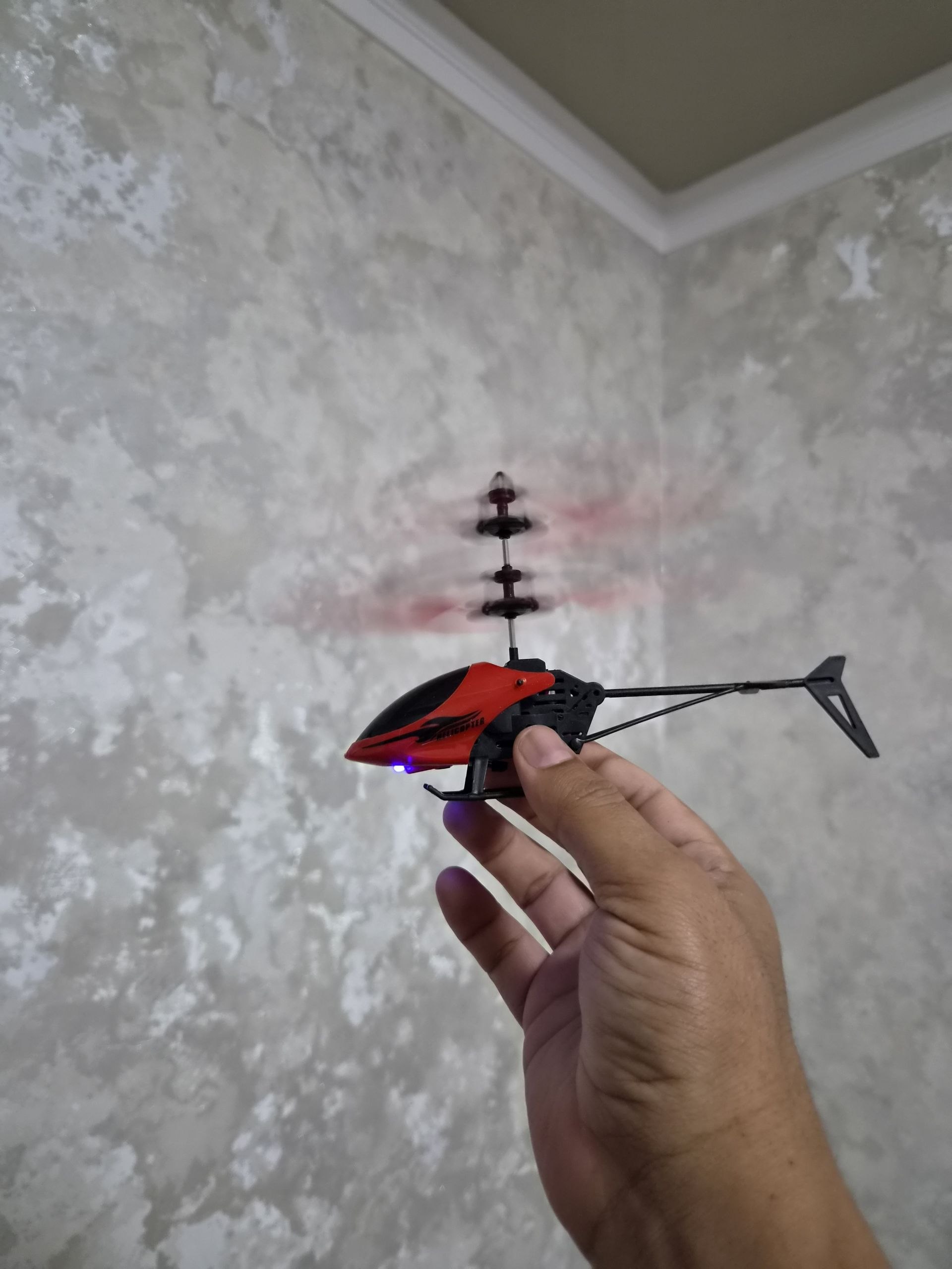 Sensorli boshqaruvli uchuvchi o'yinchoq vertolyot, dron, USB zaryad, bolalar uchun