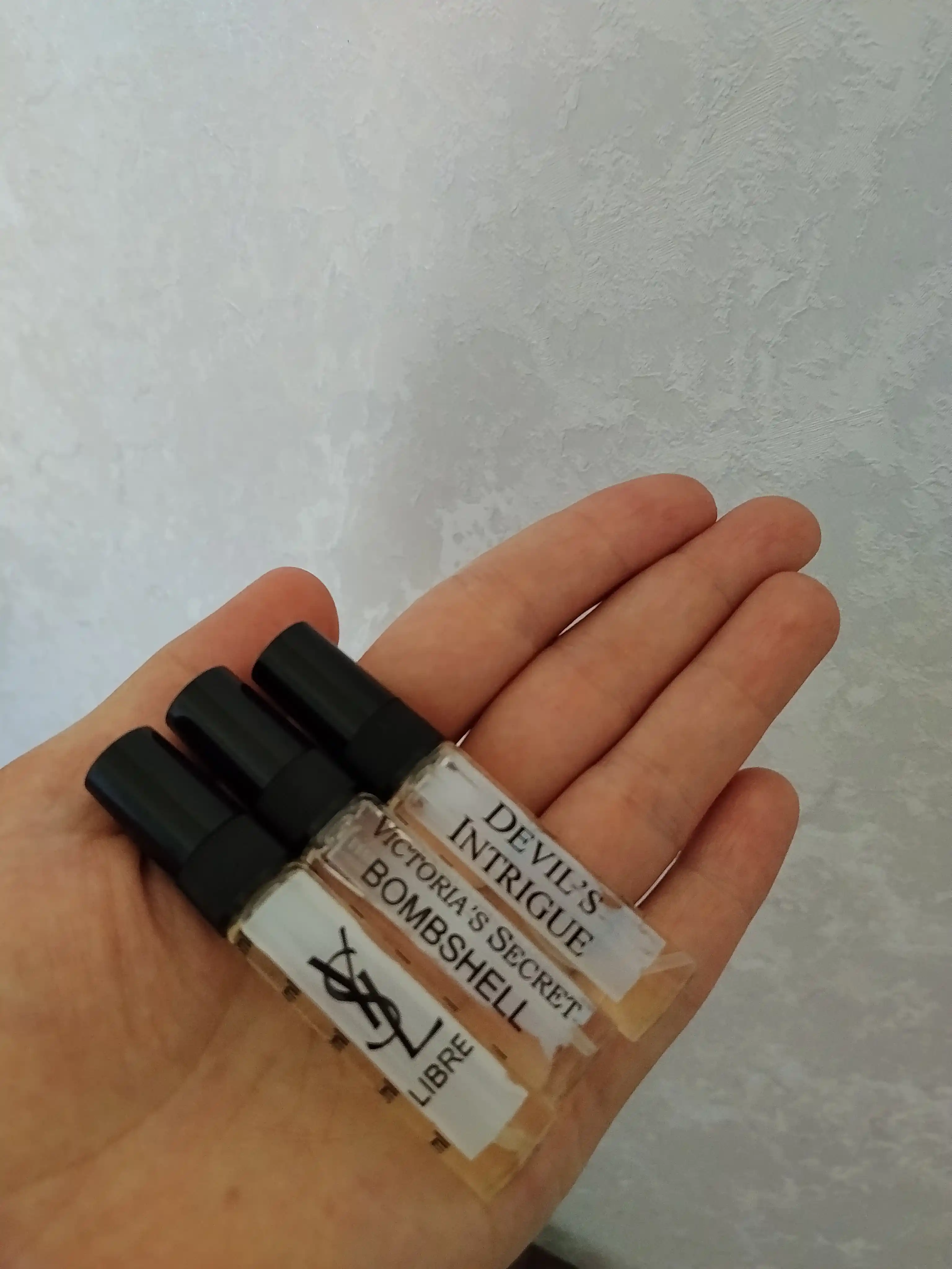 Набор женских духов: VICTORIA'S SECRET, YSL LIBRE, DEVIL'S INTRIGUE, 3 в 1
