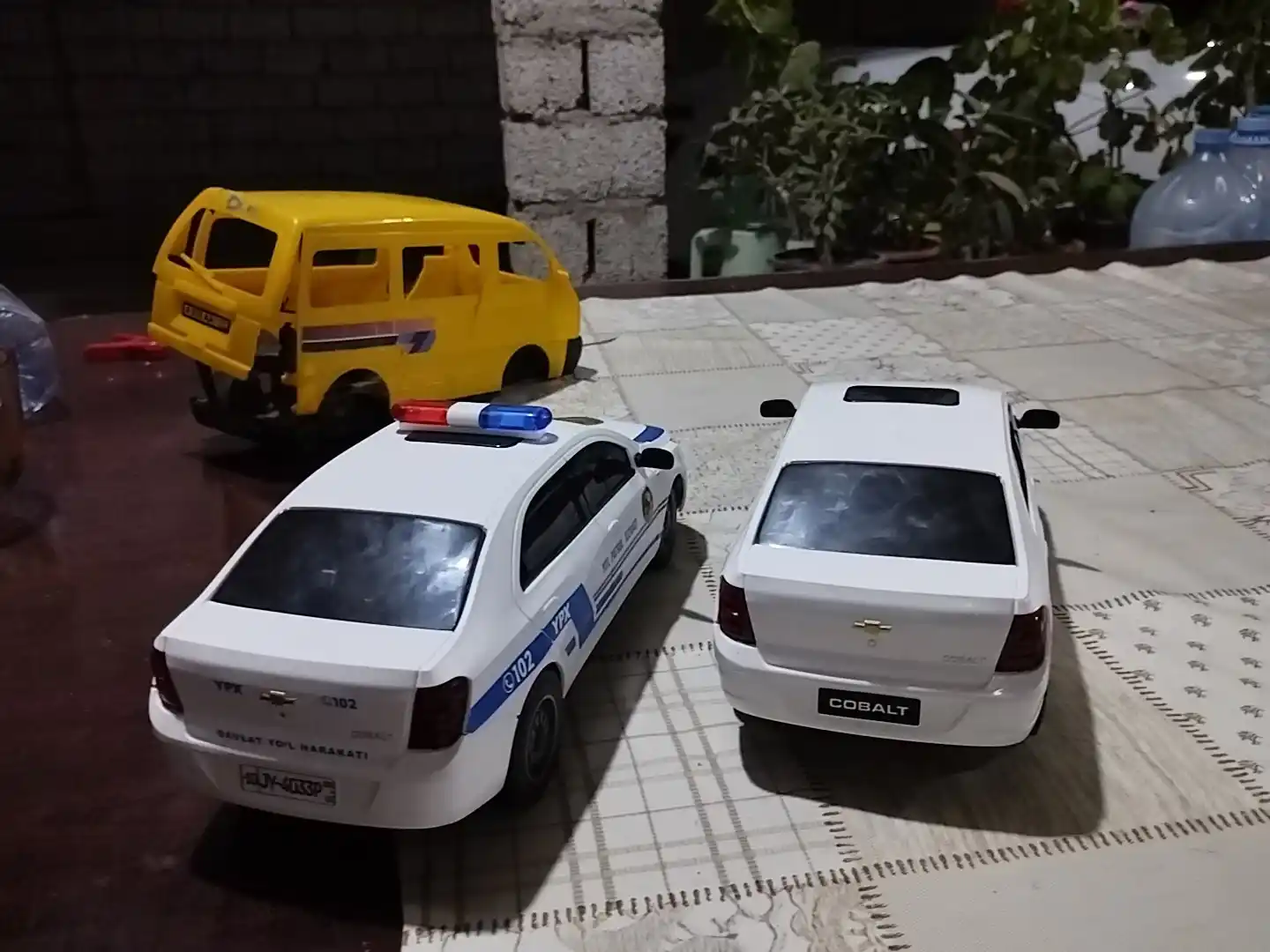 Машинка на пульте управления FIDGO Chevrolet Cobalt, 1:16, с аккумулятором