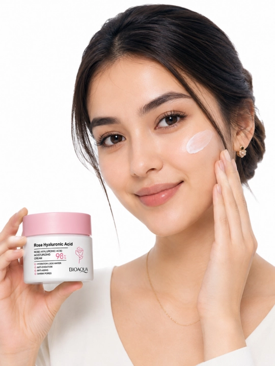 BIOAQUA Rose Hyaluronic Acid 98% Moisturizing Cream yuz kremi, atirgul ekstrakti bilan, 50 g
