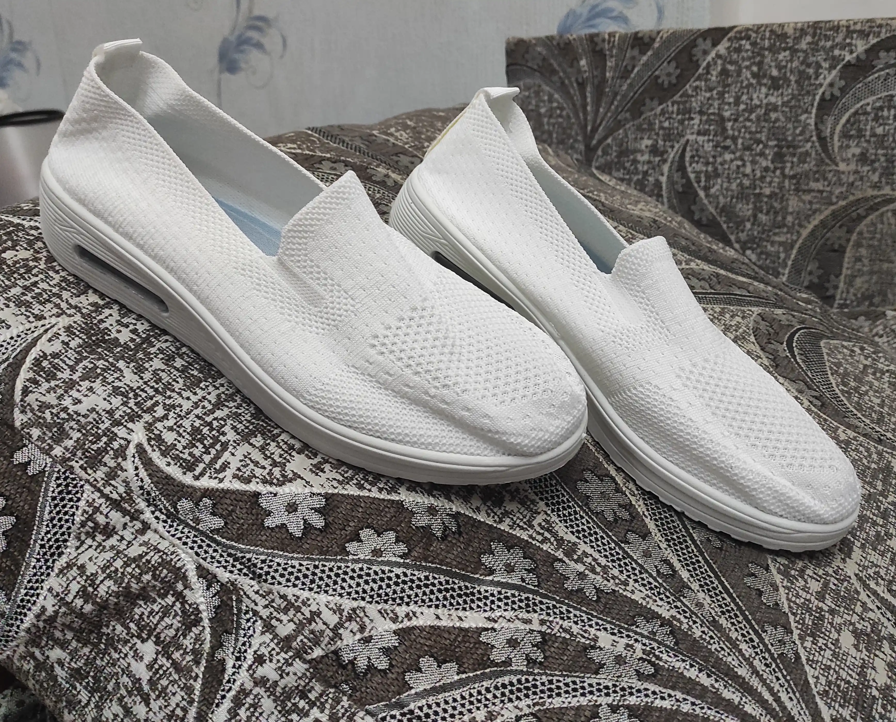 Slipon setka yozgi moksinlar qalin yumshoq yengil taglik shishali amirzator universal