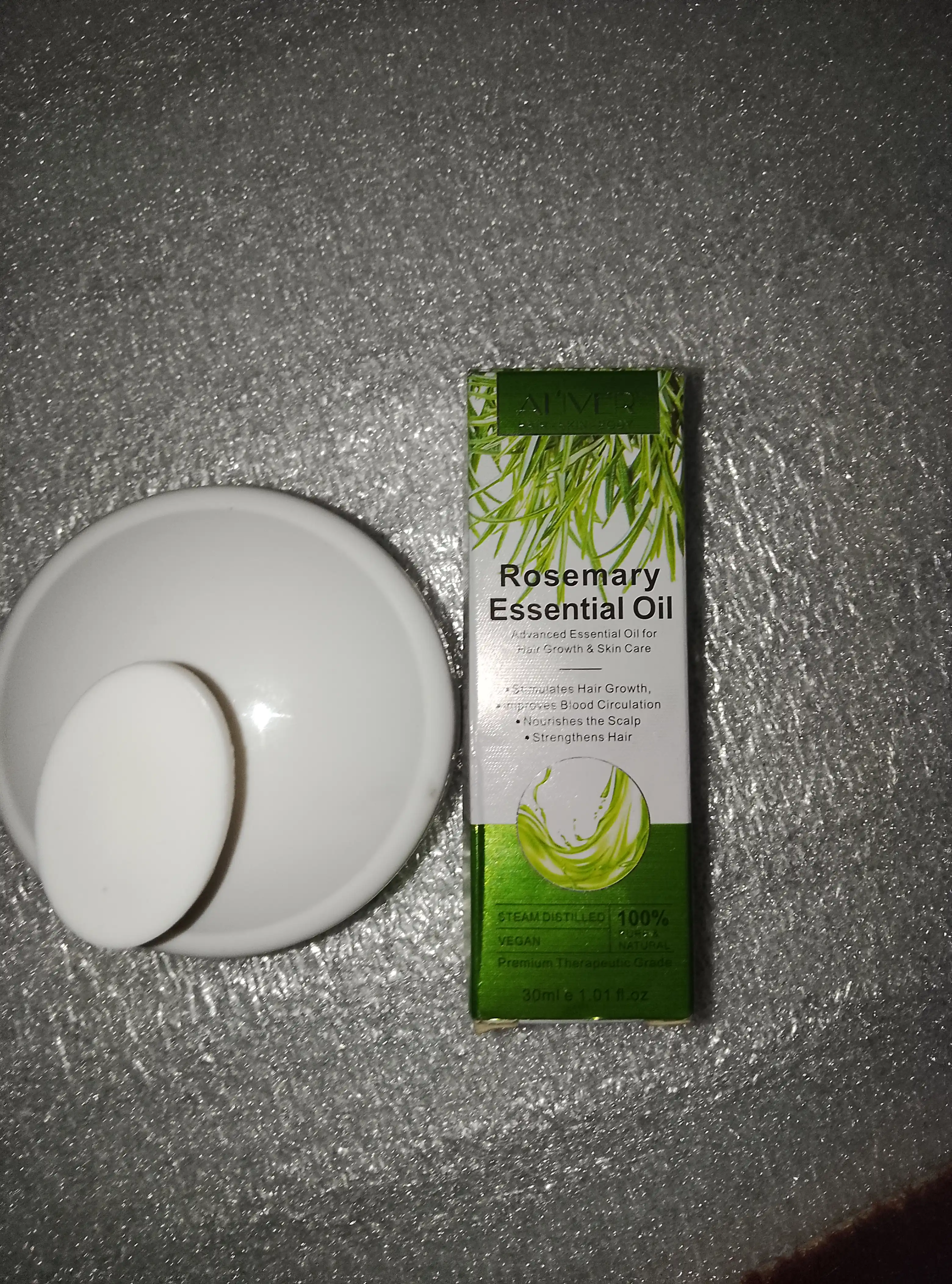 Soch, soqol, tirnoq, teri, kipriklar, o‘sish uchun rozmarin moyi, 17 xil, 60 ml
