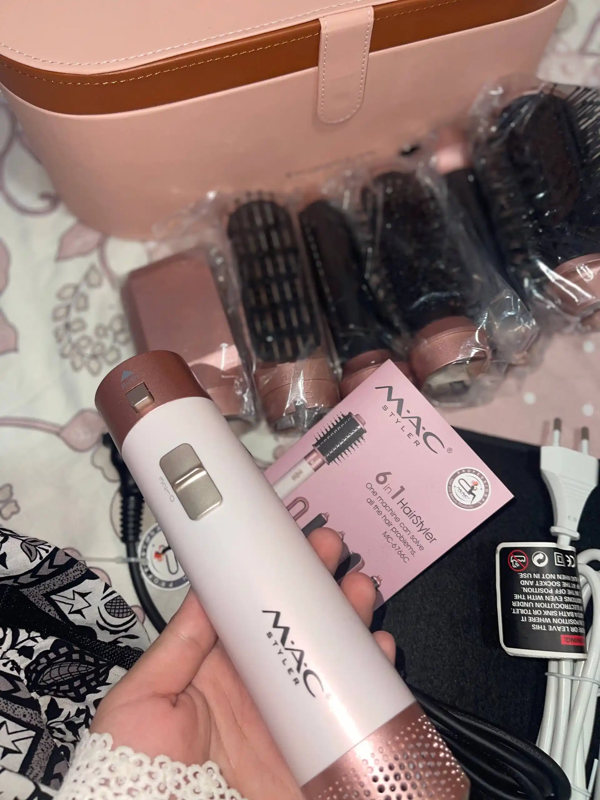 Fen Stayler MAC Styler 6v1, fen taroq, soch quritgich, 6 nozul, 4 rejim