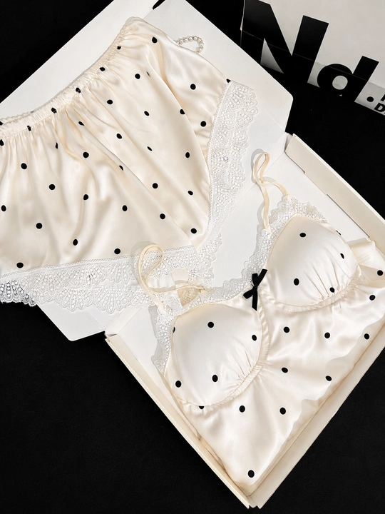 Ipak pijama komplekti (mayka + shortik) krujevali M-XL