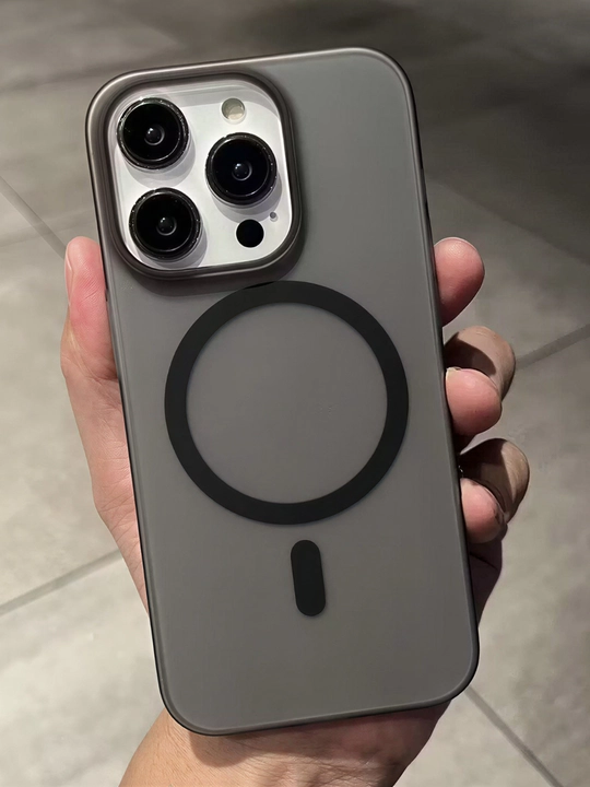 IPhone XR, XS, 11, 12, 13, 14, 15, 16 Pro, Max матовый ультратонкий MagSafe чехол