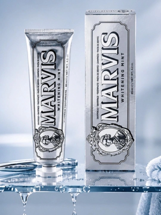 Oqartiruvchi effektga ega Tish pastasi, MARVIS Amarelli Licorice Mint, 85 ml