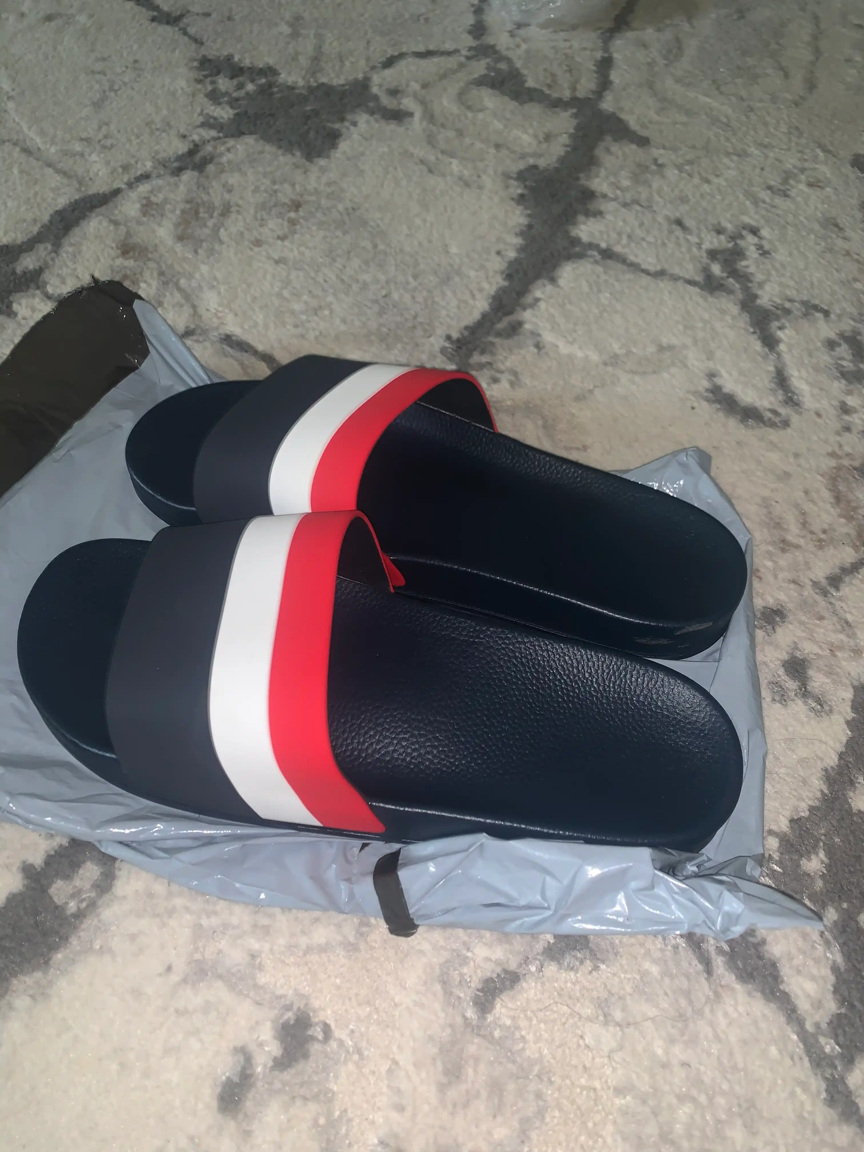 Erkaklar shippaklari, yoz mavsumi uchun, yengil, ko‘cha, uyda, sayohatlar uchun