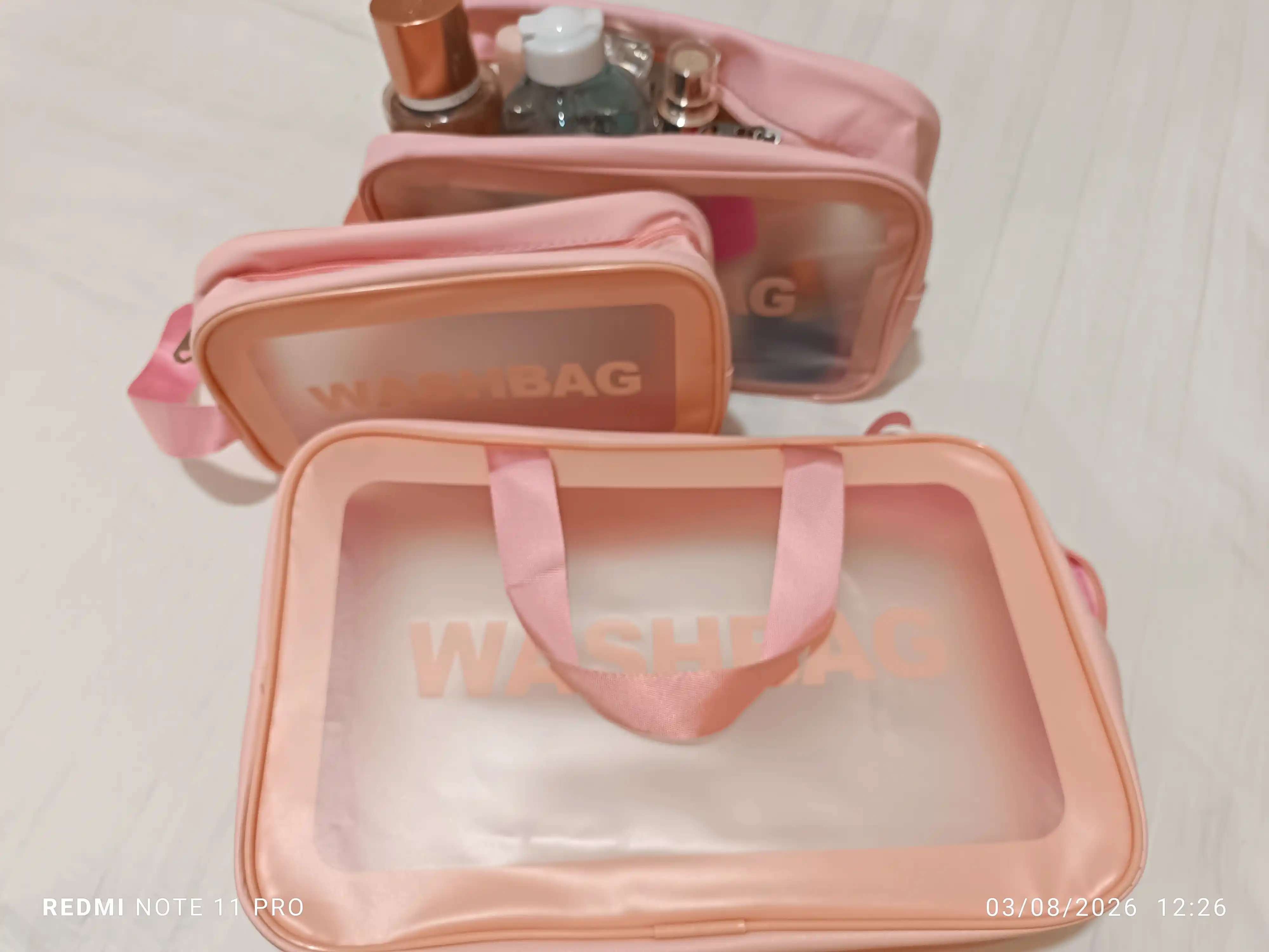 “WASHBAG” 4 xil o‘lchamli va 4 rangli suv o‘tkazmaydigan kosmetik sumkalar (PVX-neylon)