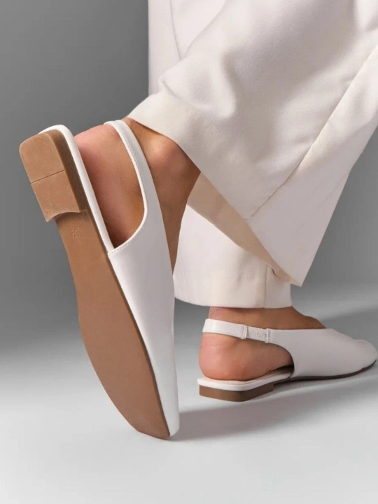 Ayollar uchun bir xil o‘lchamdagi boshmoqlar
