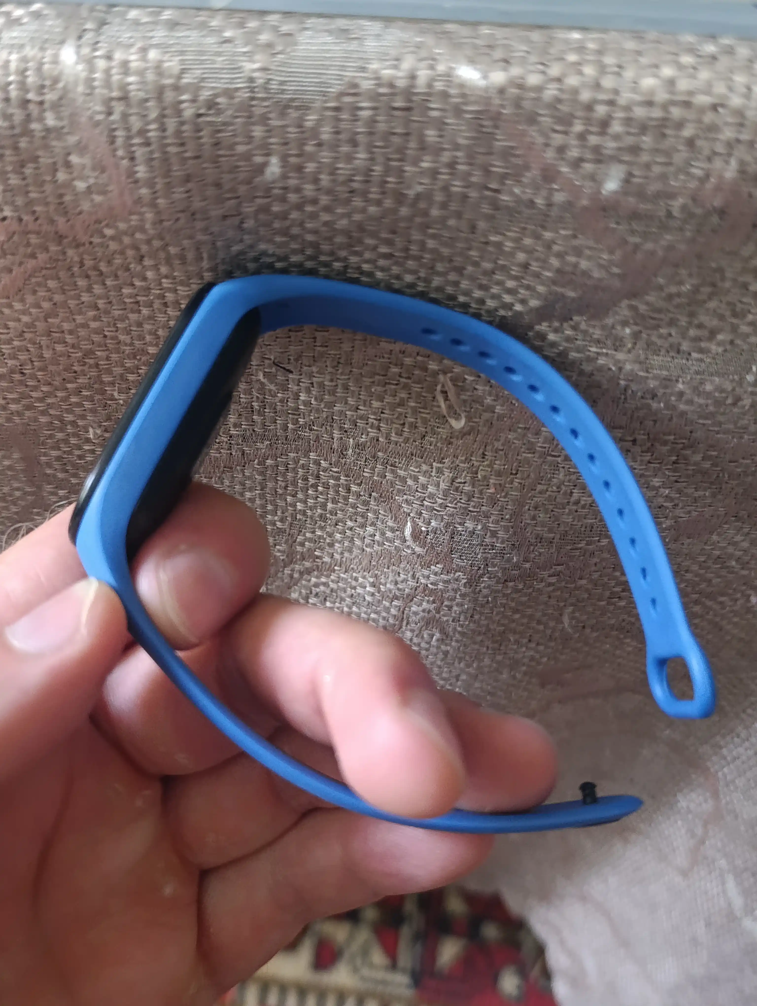 Xiaomi Mi Band 5, 6, 7 uchun silikon tasma