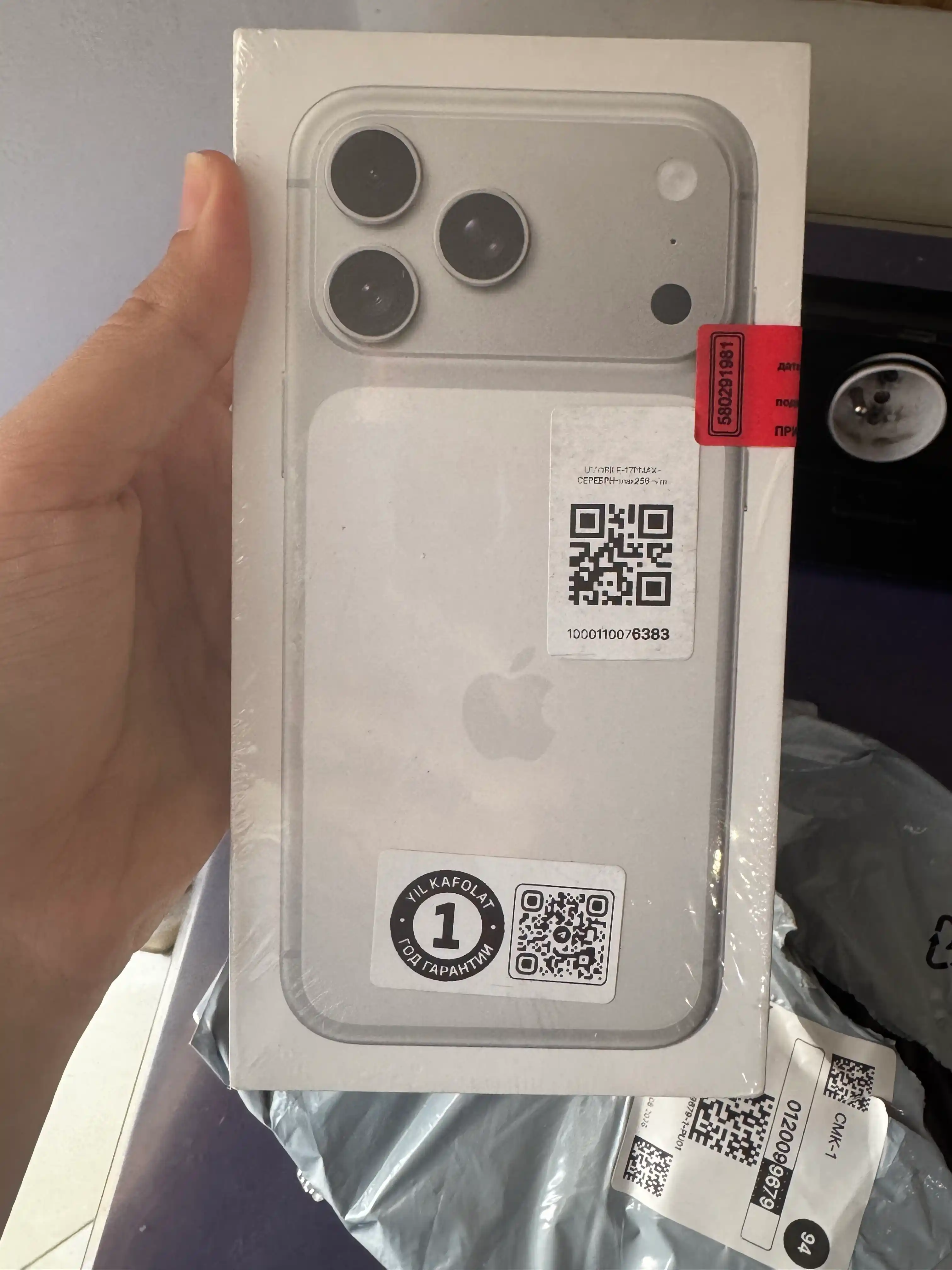 Apple iPhone 17 Pro/Pro Max, 256GB, SIM+esim, UZIMEI-зарегистрирован