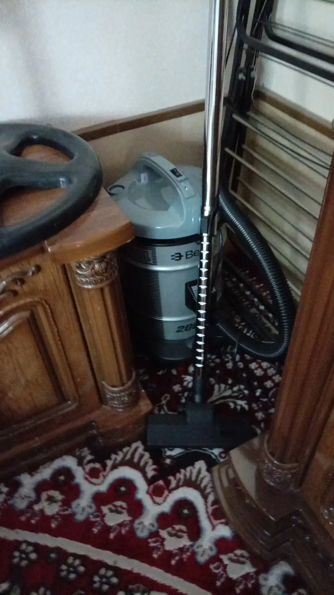 Барабанный пылесос BD-K2120PG, 2000 Вт, сухая уборка, ведро 21 л, Made in China