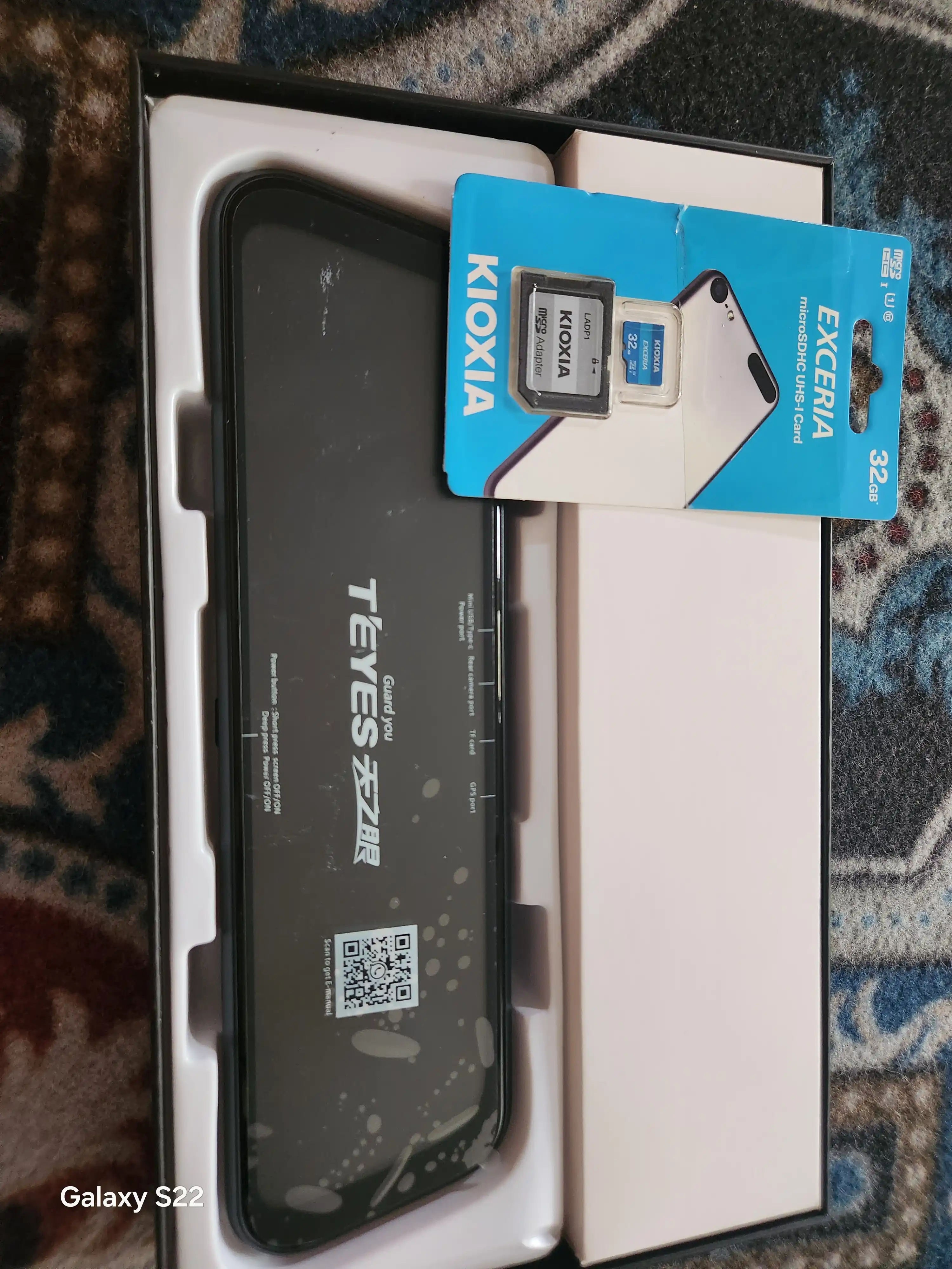 Видеорегистратор 4K Teyes Q8 3в1 с Wi-Fi, 3 камеры, ночной режим и + 32Gb флешка подарок