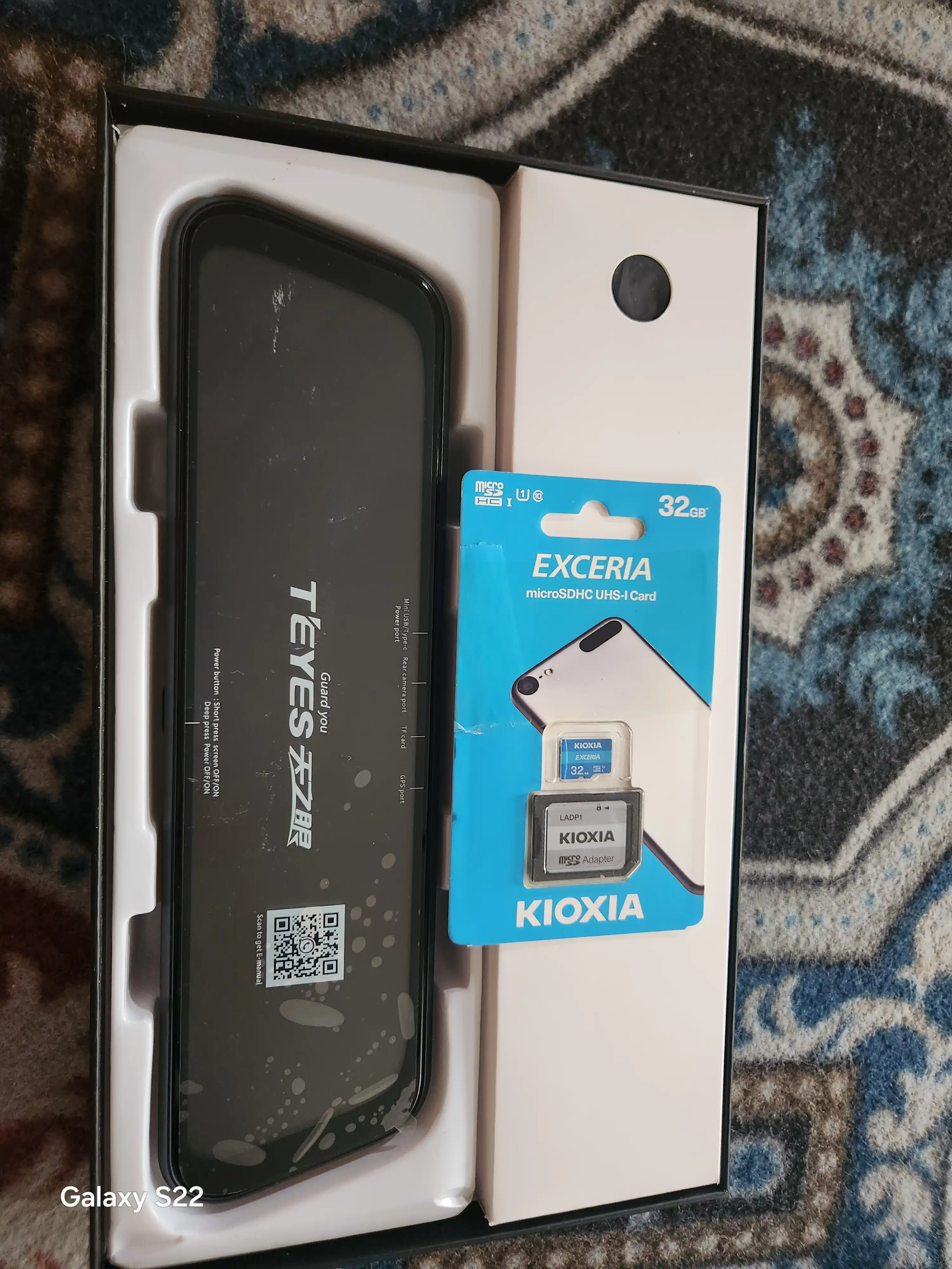 Видеорегистратор 4K Teyes Q8 3в1 с Wi-Fi, 3 камеры, ночной режим и + 32Gb флешка подарок