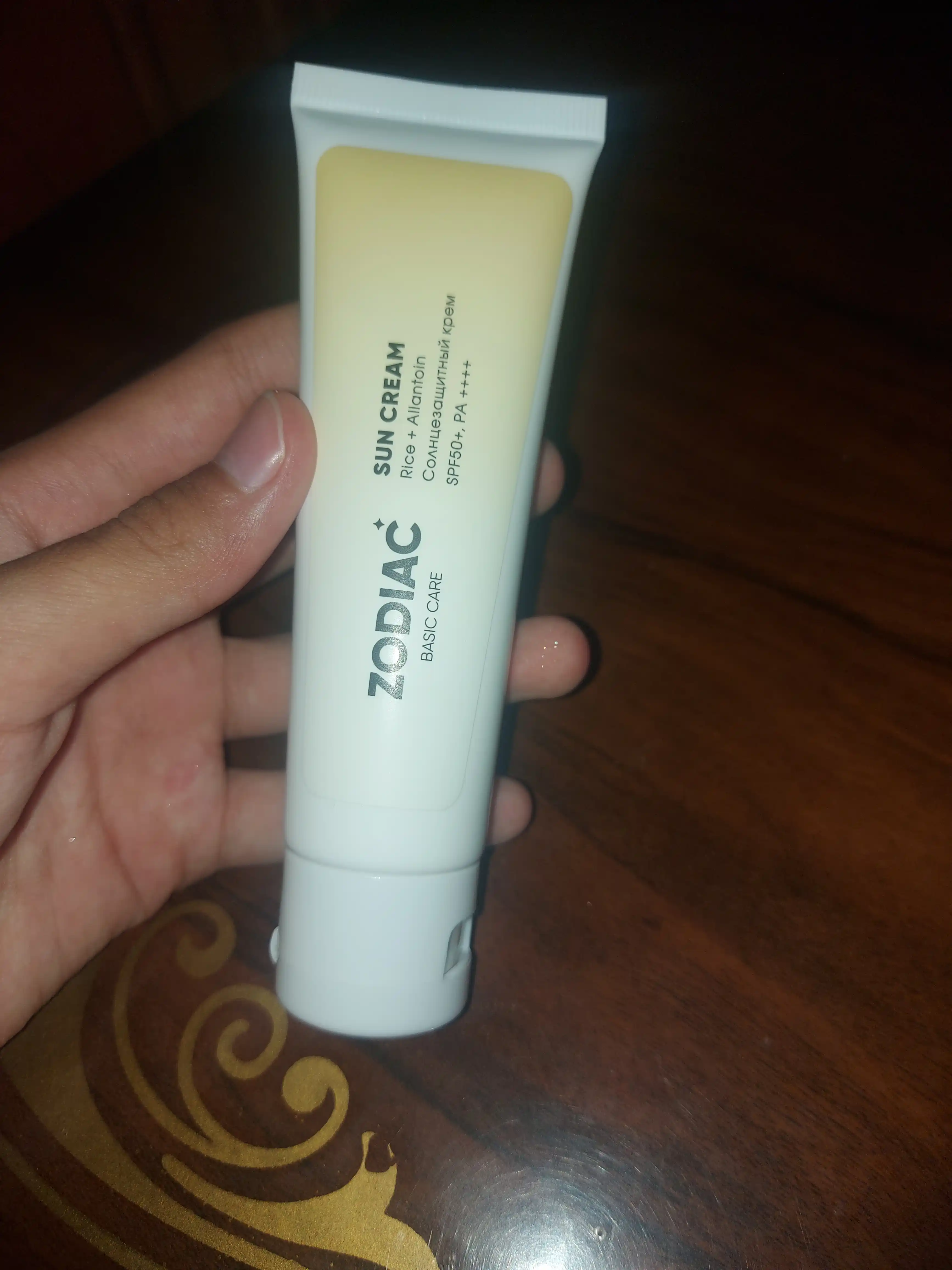 Солнцезащитный крем для лица и тела ZODIAC SPF 50+, пробиотики, ниацинамид, 50 мл