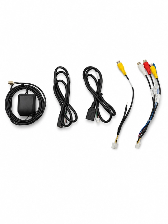 Zamonaviy va universal "Teyes CC3L" avtomobil monitori
