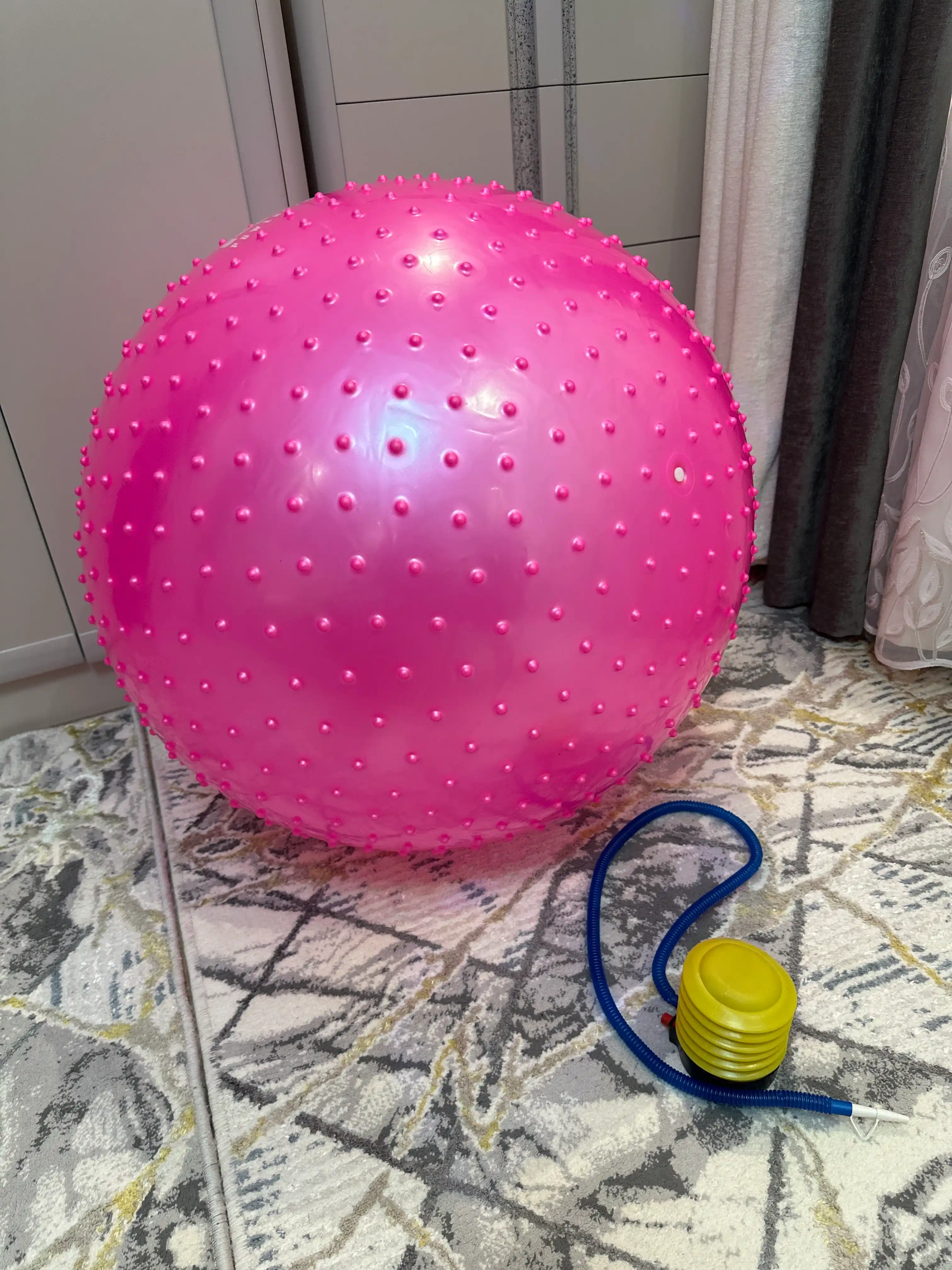 Мяч для фитнеса и йоги с шипами, Fitball, с насосом, 75-85-95 см