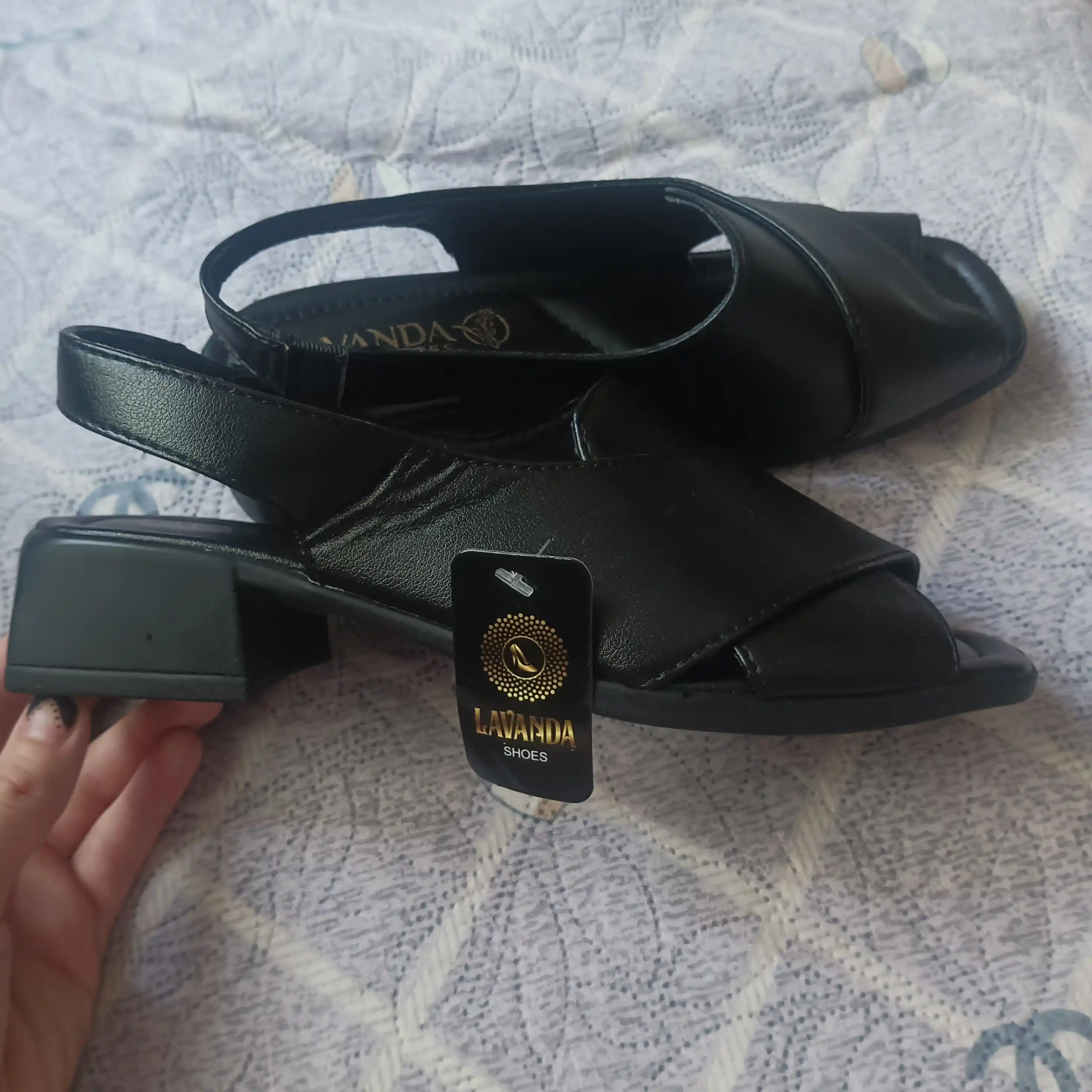 Ayollar sandali, ayollar bosonojkasi, basanojka, yozgi sandal, ayollar oyoq kiyimi