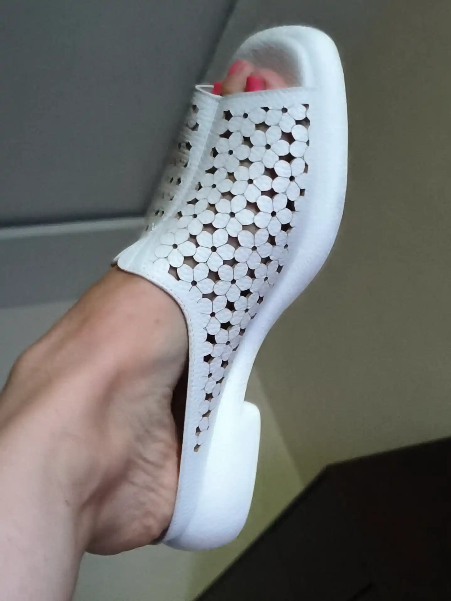 Ayollar  myullari, yumshoq ekologik charm, qulay shippak, 36–41