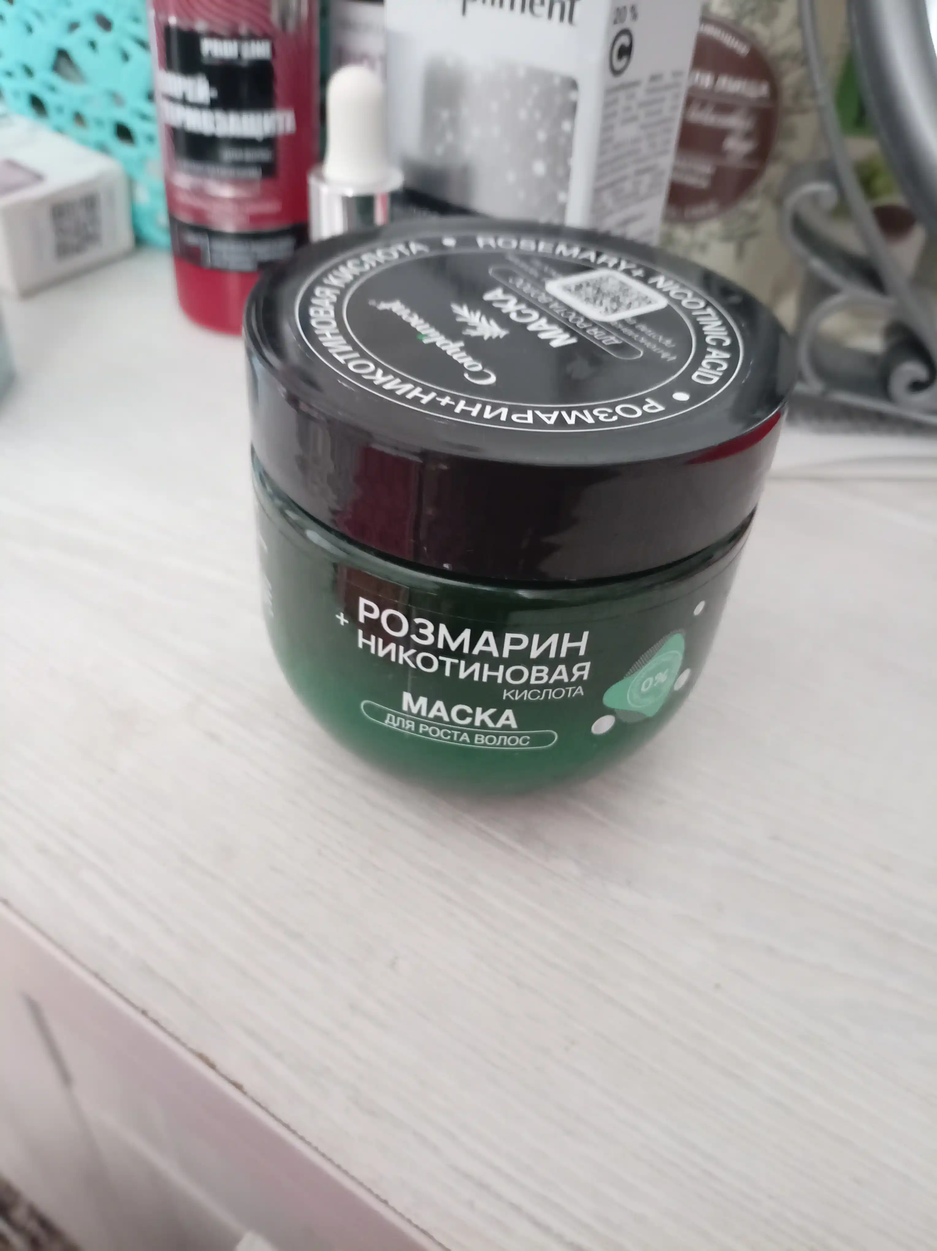 Compliment soch o'stirish uchun maska, Rozmarin va Nikotin kislotasi bilan, 300 ml