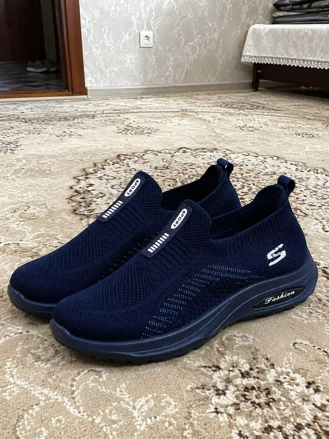Kuzgi mavsum uchun slipon,  maktab uchun mos, yengil, nafas oluvchi, qulay poyabzal
