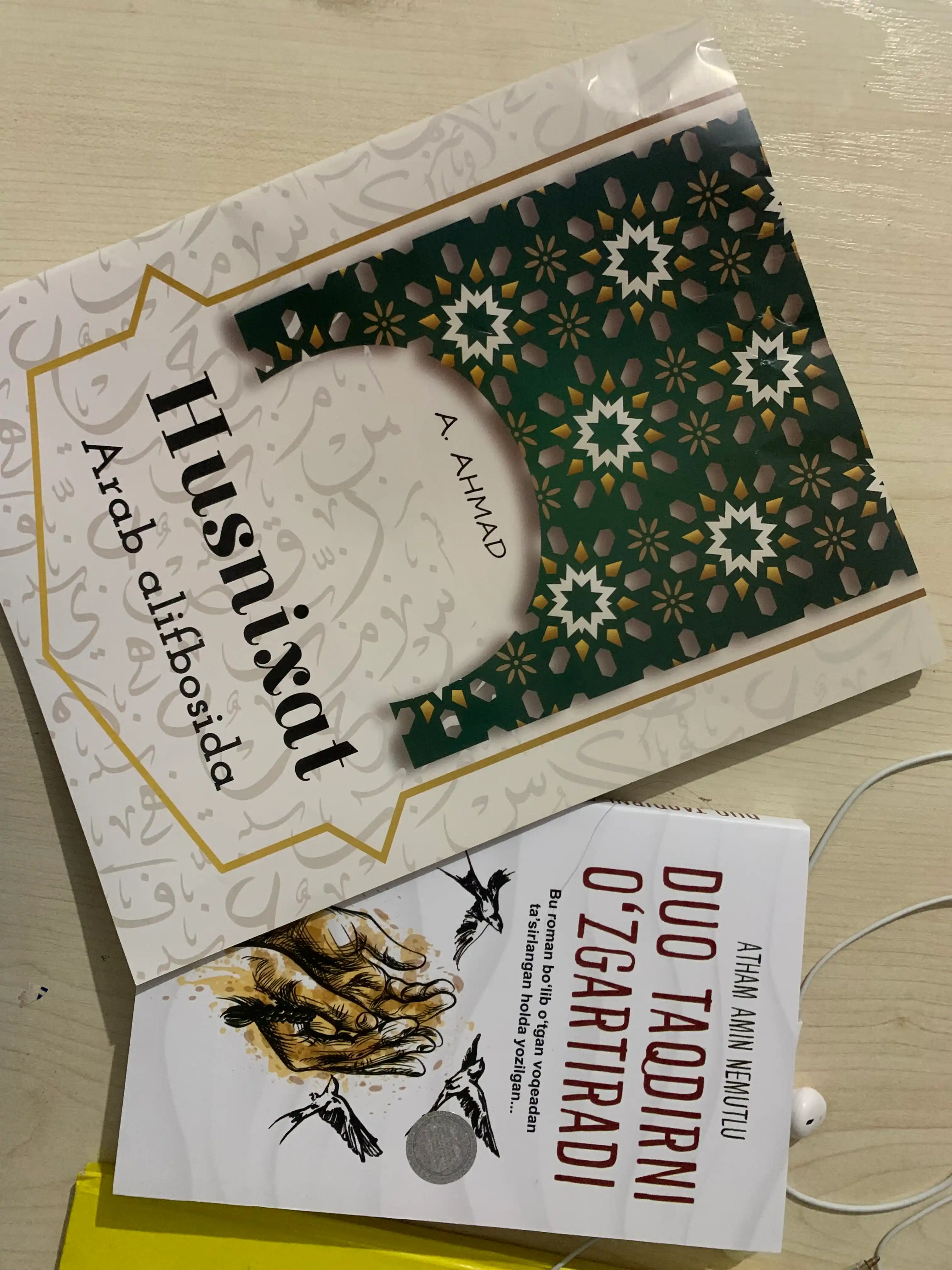 Husnixat daftarlar, arab alifbosida, kattalar va bolalar uchun, A. Ahmad