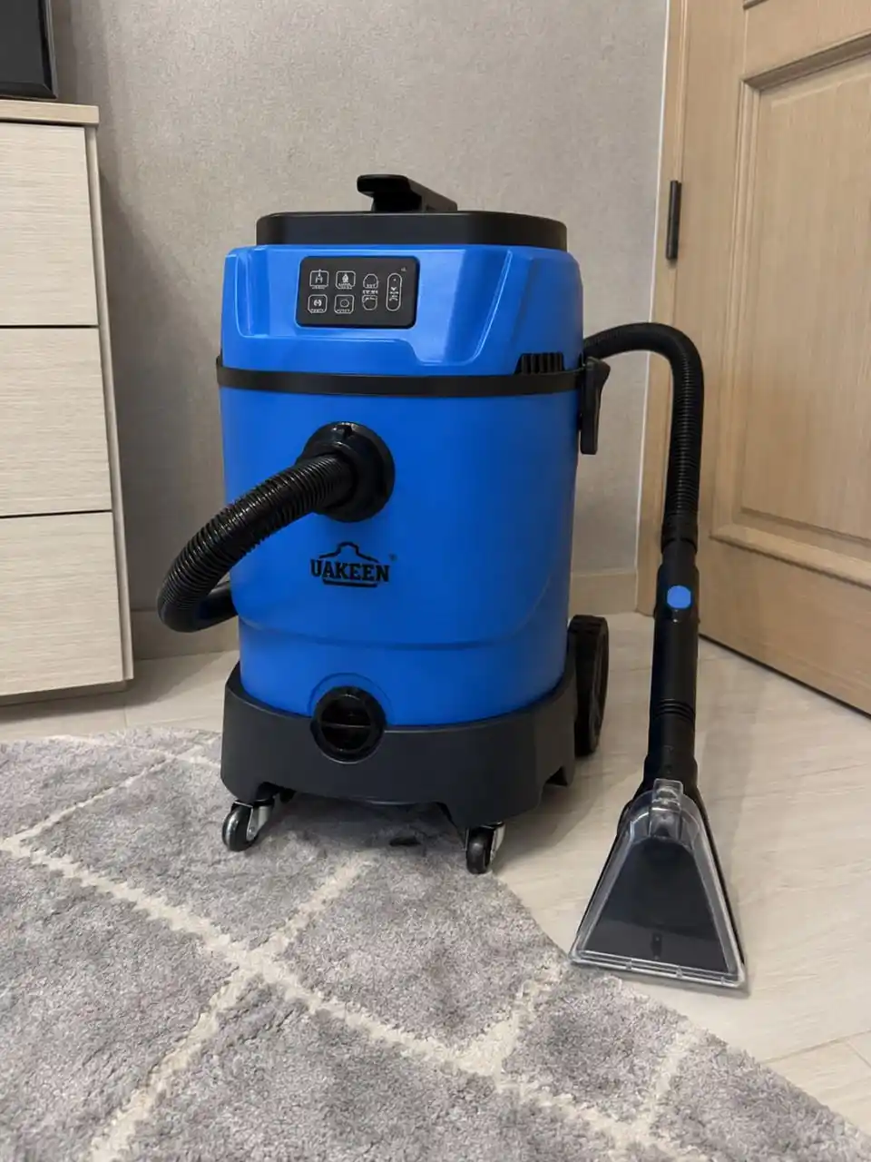Моющий пылесос Uakeen ZL-942 Steam CarpetCleaner с аквафильтром для сухой и влажной уборки