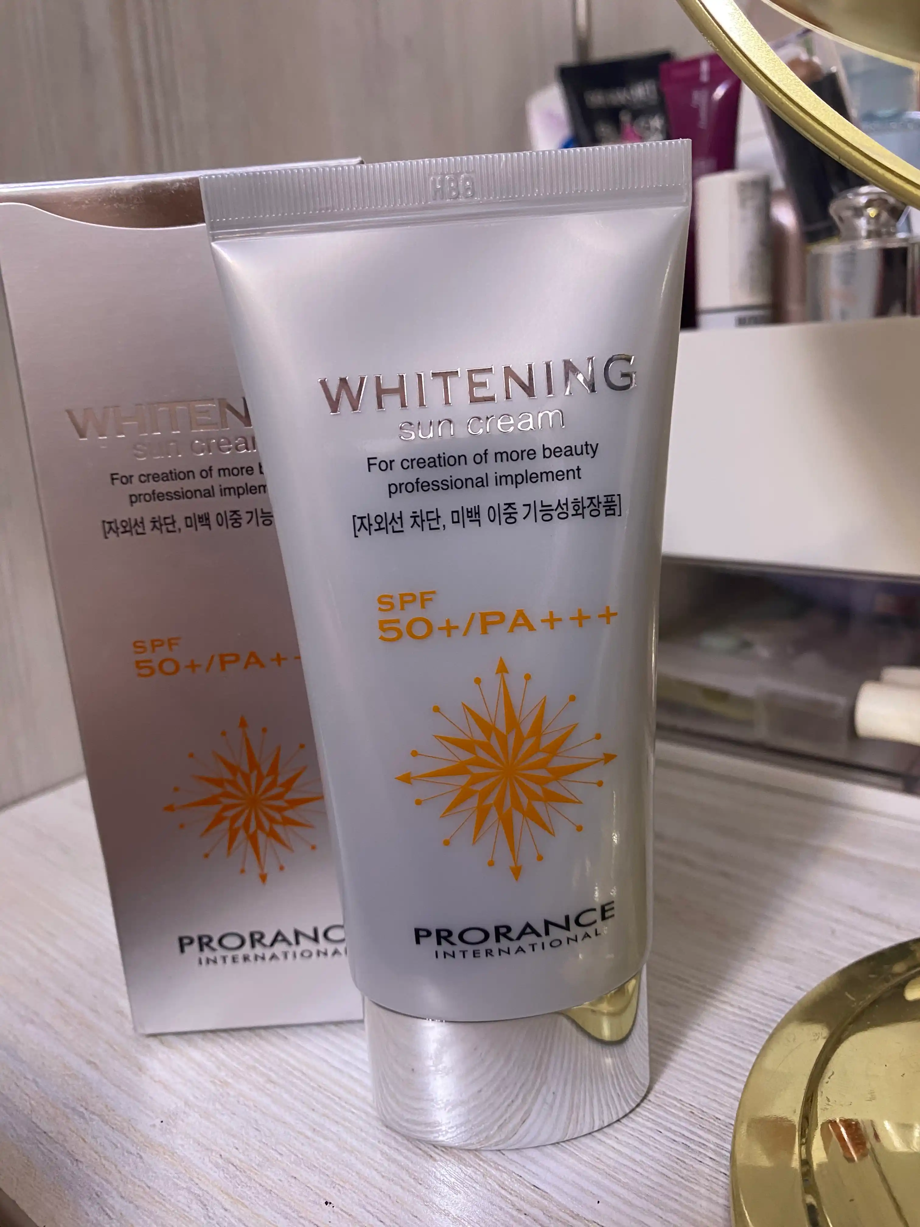 Солнцезащитный крем от пигментации, отбеливающий Prorance Whitening SPF 50+ PA+++, 70 мл