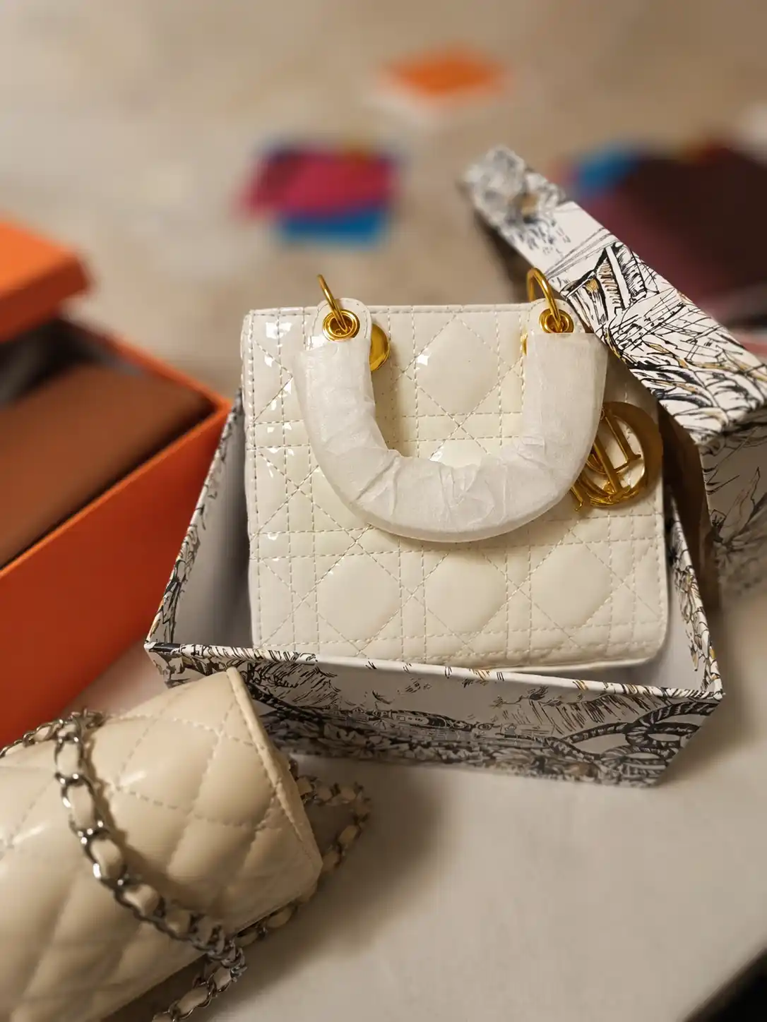 Dior uslubidagi ayollar mini-sumkasi