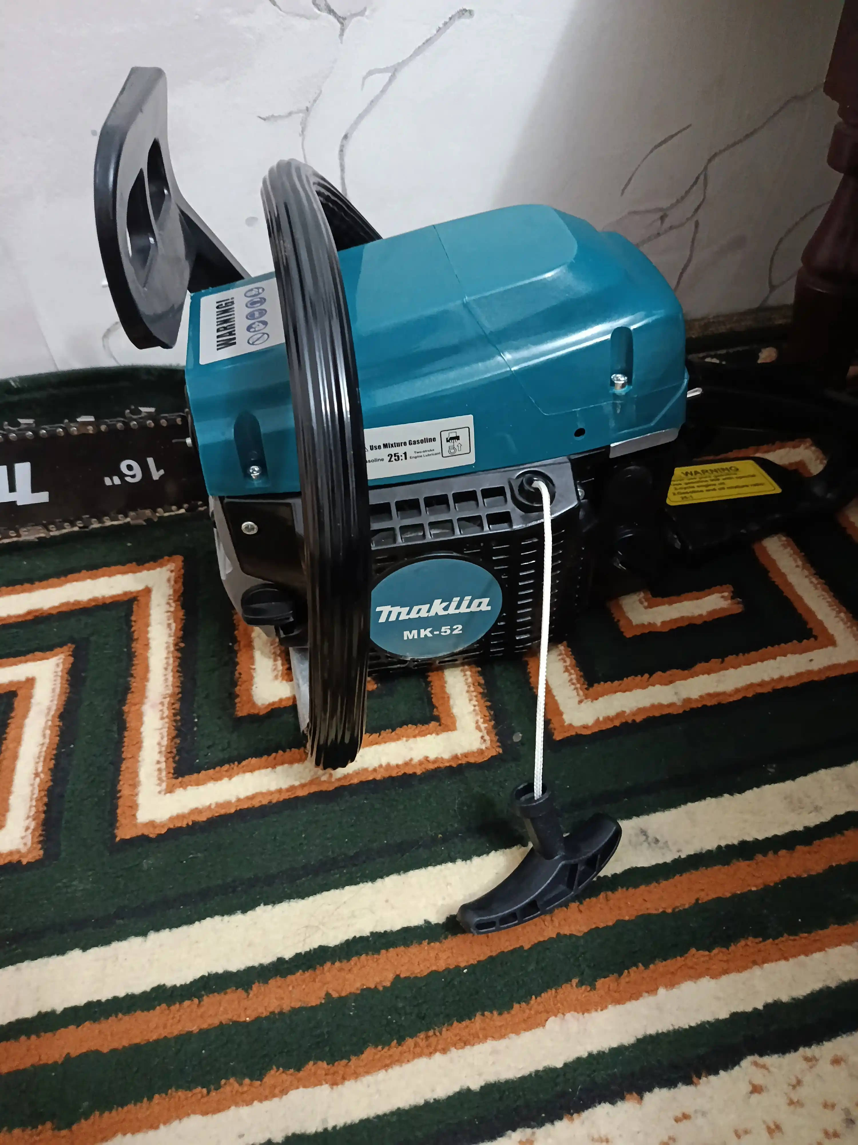 Benzopila Makiia BS-5200